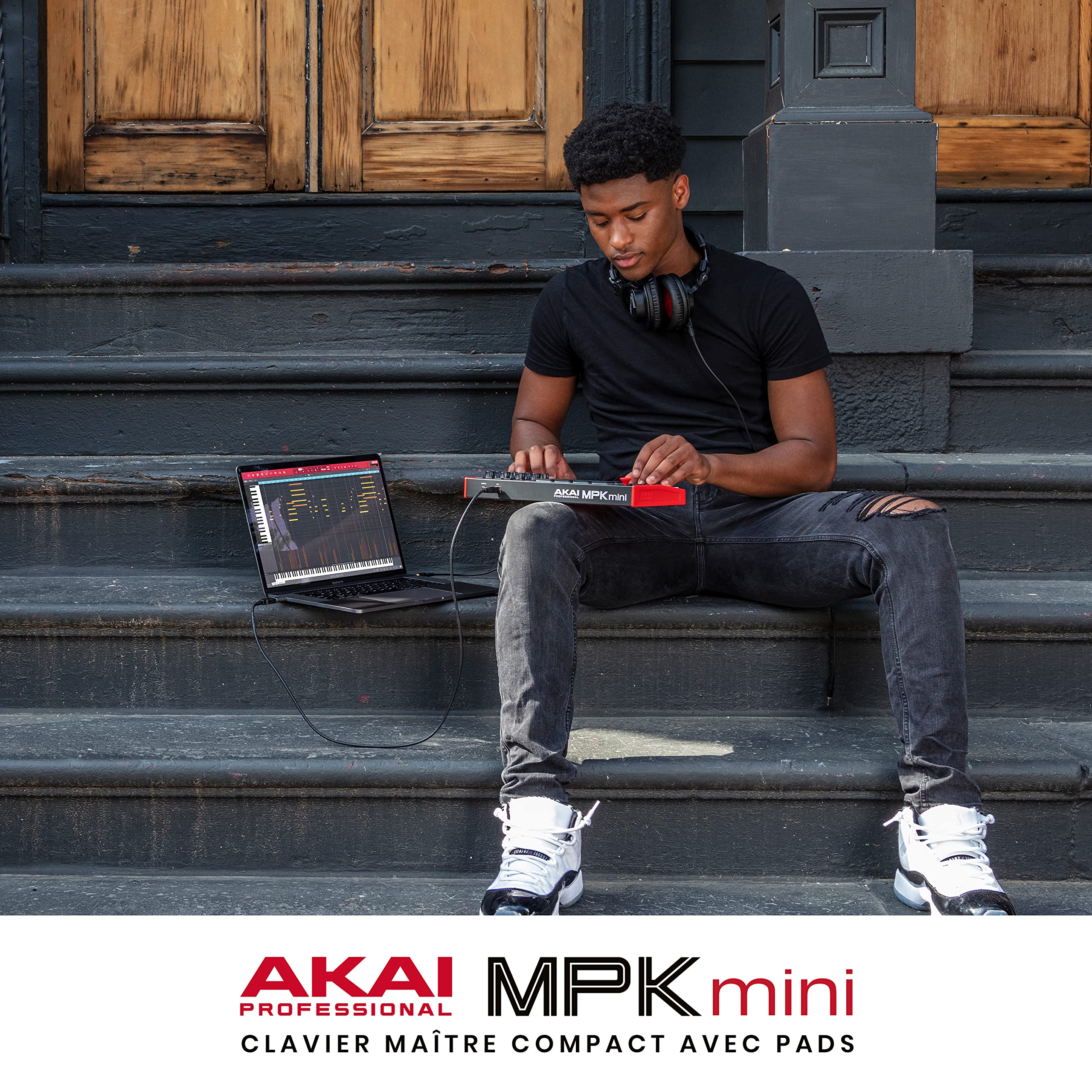 Akai Professional MPK Mini MK3 - Clavier MIDI USB Portable avec 25 Touches, 8 Pads de Batterie, Logiciels et Native Instruments Sound Package (NKS Integration)