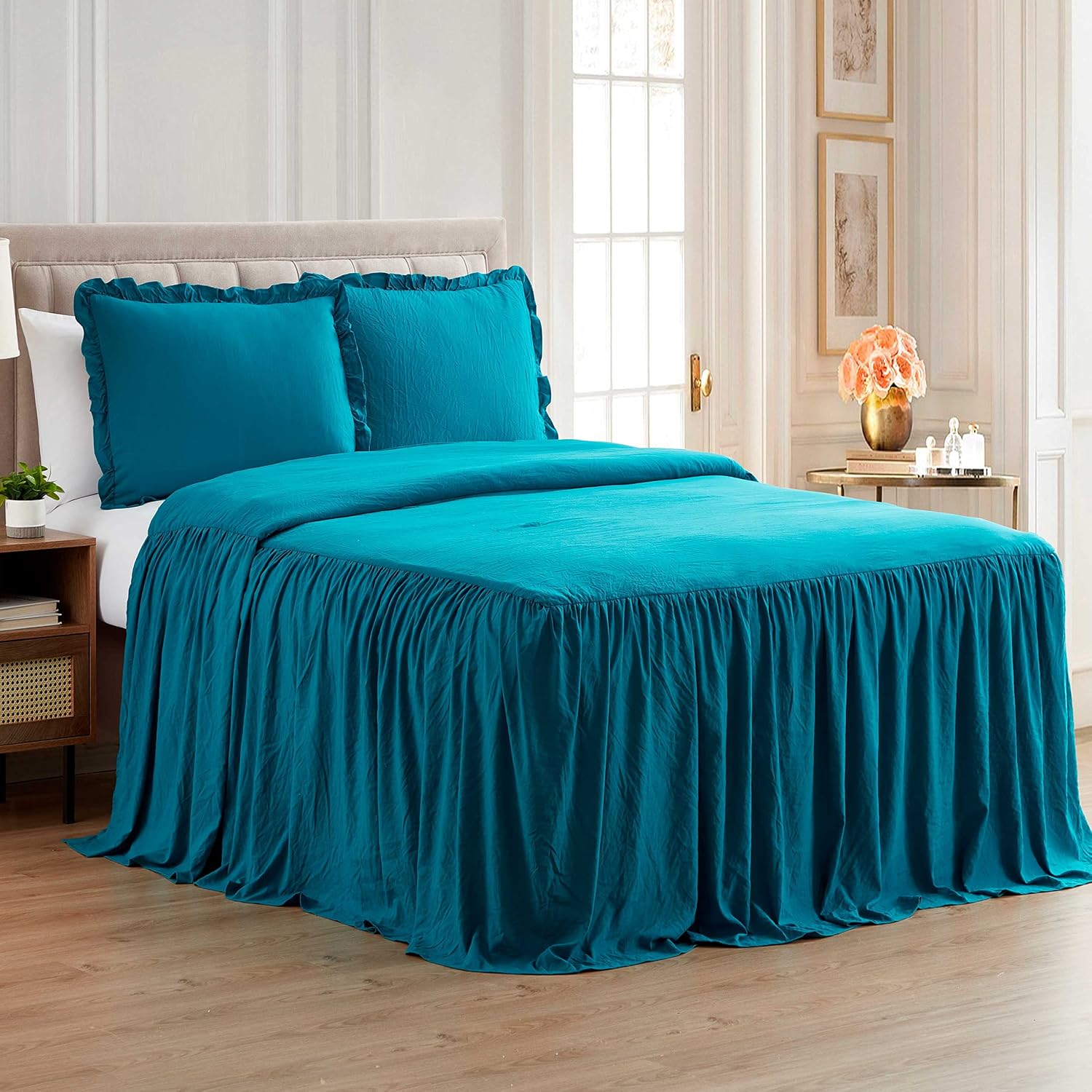 Sweet Home Collection Bedspreads Ruffle Skirt 3 Piece Shabby Chic Ultra Soft Oversized Coverlet Bedding Cover with Shams Set, Queen, Ivory (Pack of 1)
