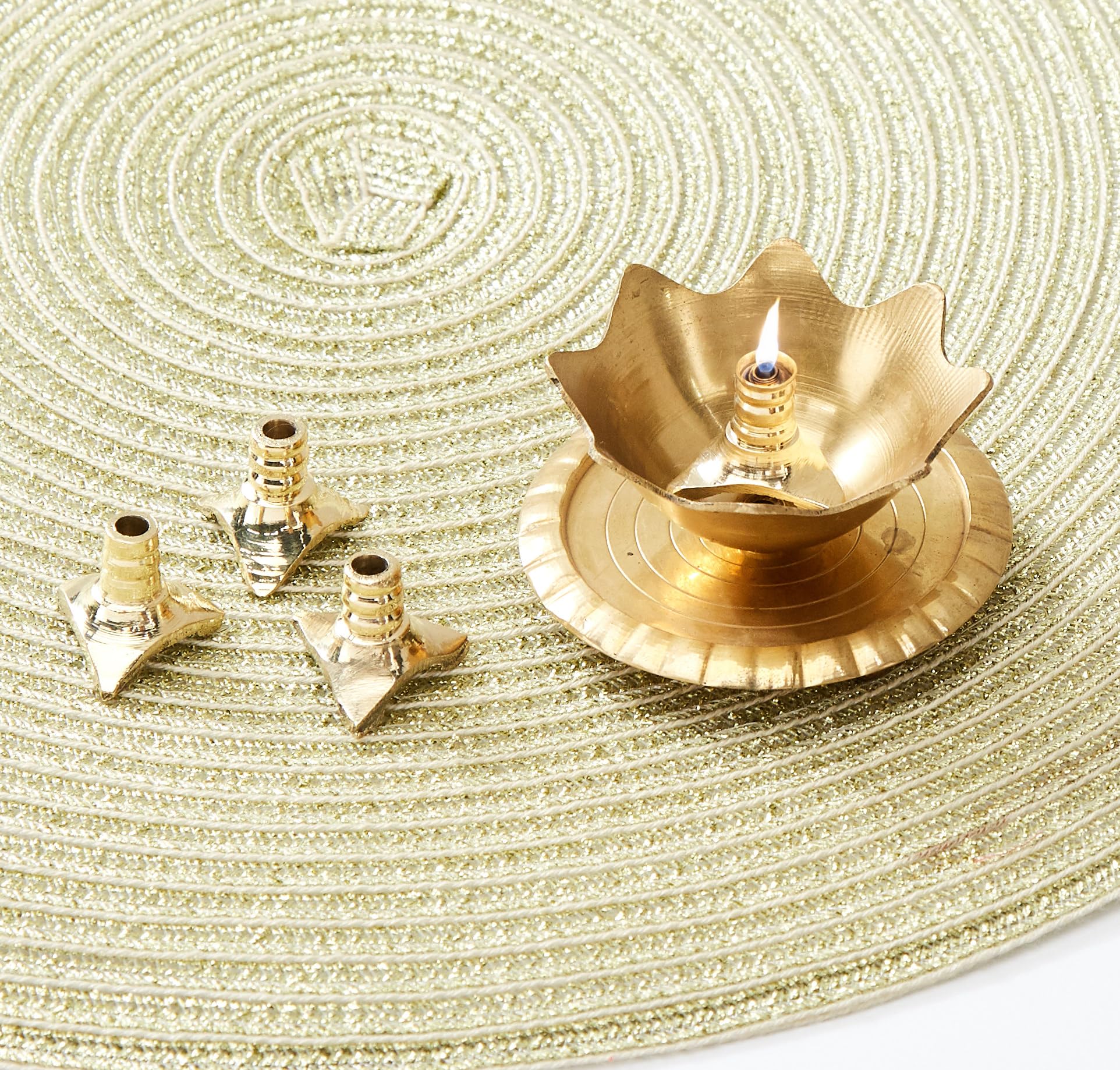 Amazon Brand - Solimo Brass Holder for Oil Lamp, Cotton Wick Holder for Pooja, Fits in All Type of diyas| Multipurpose | Golden (Set of 4) (B0CRYLRMQW) Amazon Price History, Amazon Price Tracker