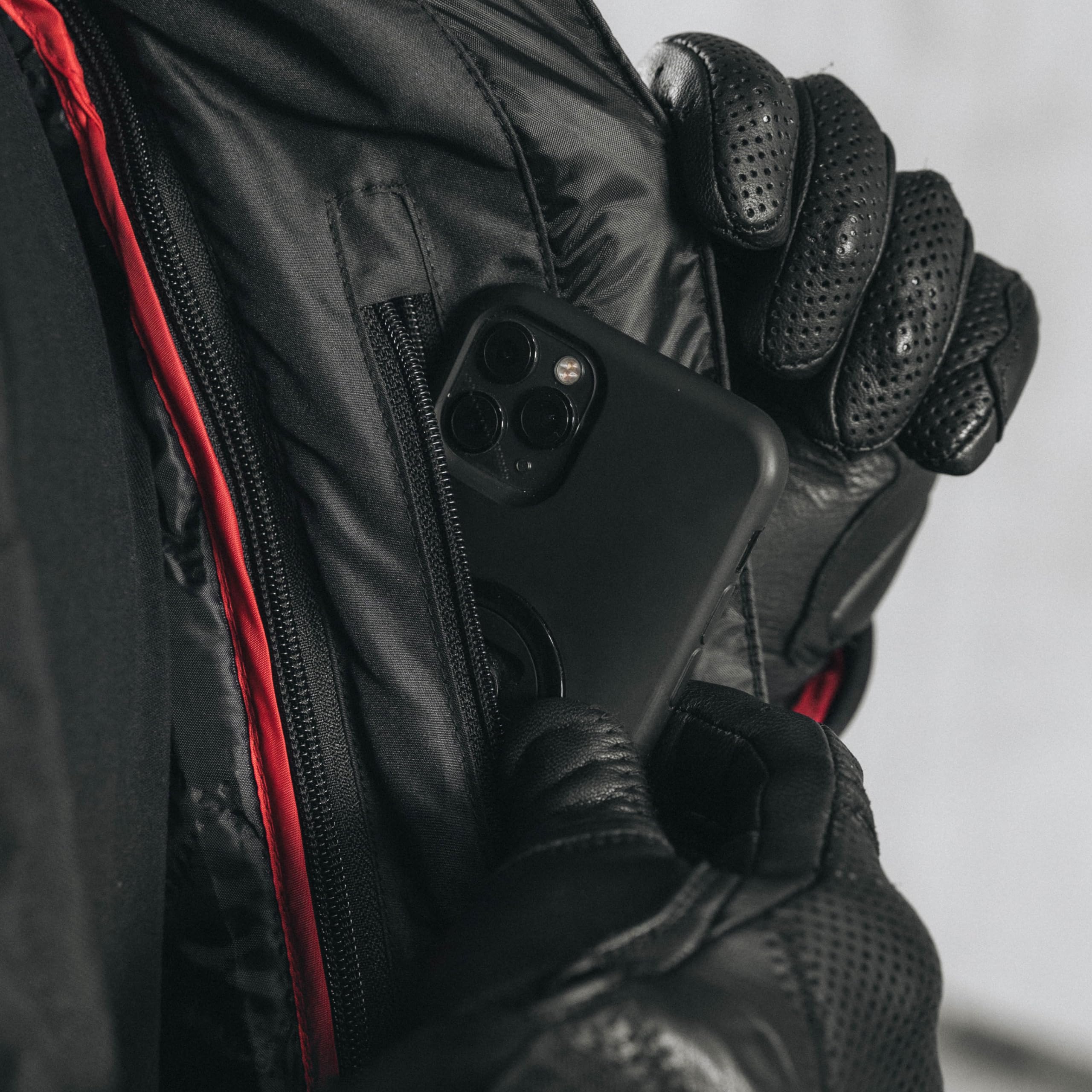 OZONE MOTO Pulse Veste de Moto Homme | Protections Coudes et Épaules | Membrane Imperméable et Doublure Thermique Amovible | Curseurs d'épaule | 3 Canaux de Ventilation | Tailles jusqu'à 7XL