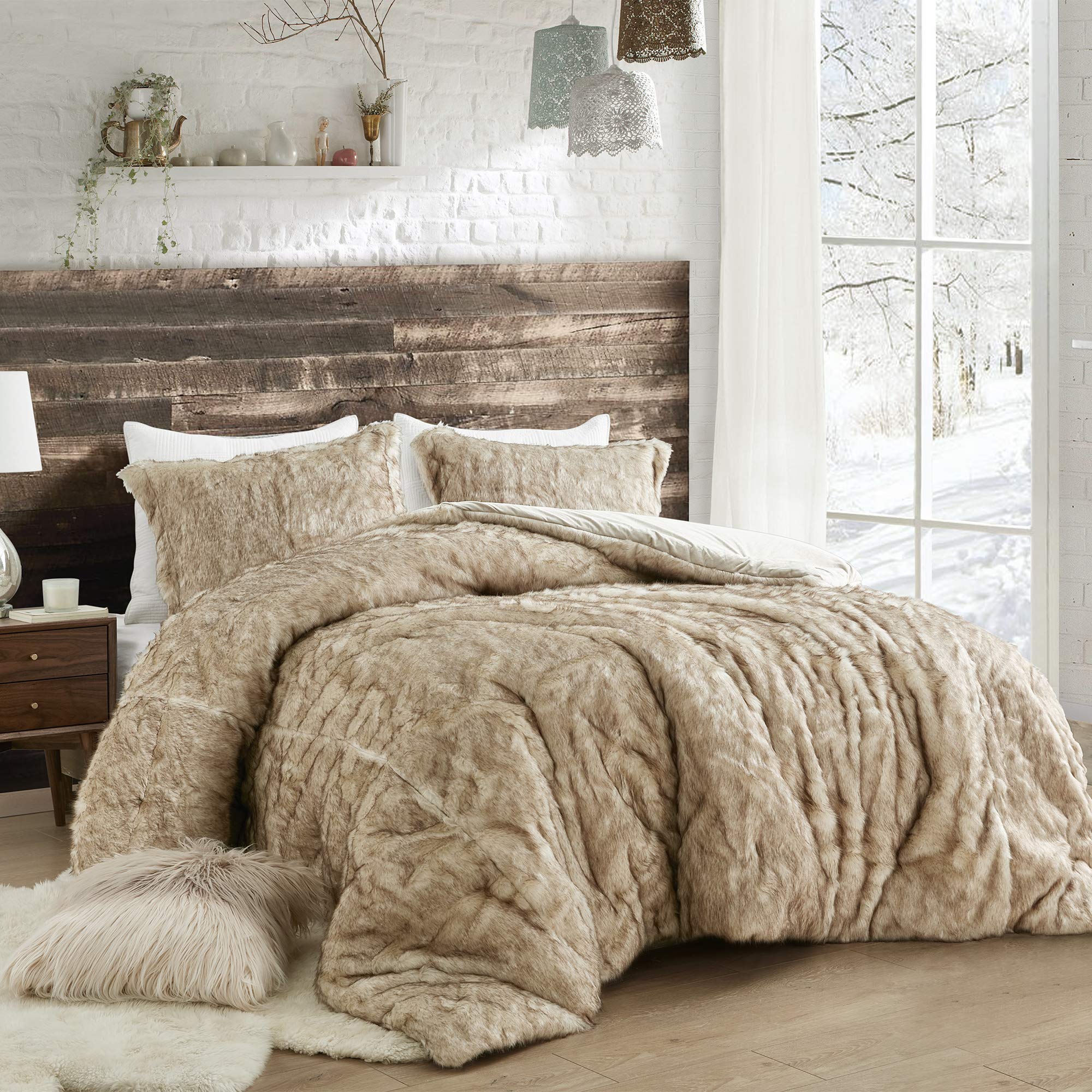 Coma Inducer Oversized King Comforter Set - Arctic Bear - Tundra Brown