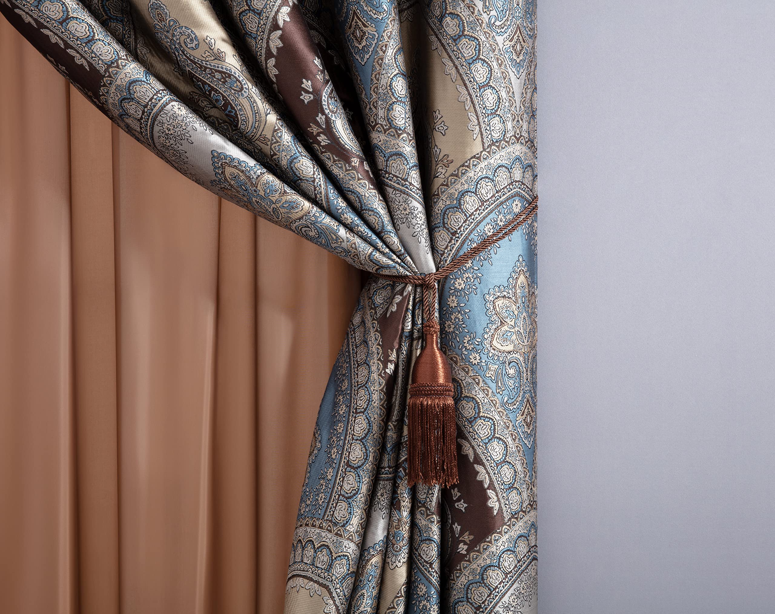 Royale Set Tende In Jacquard Floreale Nero/Oro - 2 Pannelli 137x213 Cm + Mantovana 45 Cm, Con Nappe