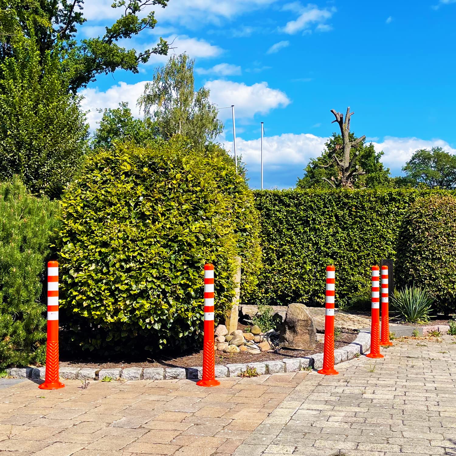 UvV 5 Stück flexible Absperrpfosten Ecoline 100cm orange vier Reflexstreifen (RA1) Befestigungsmaterial - überfahrbar, selbstaufrichtend (5-100cm)