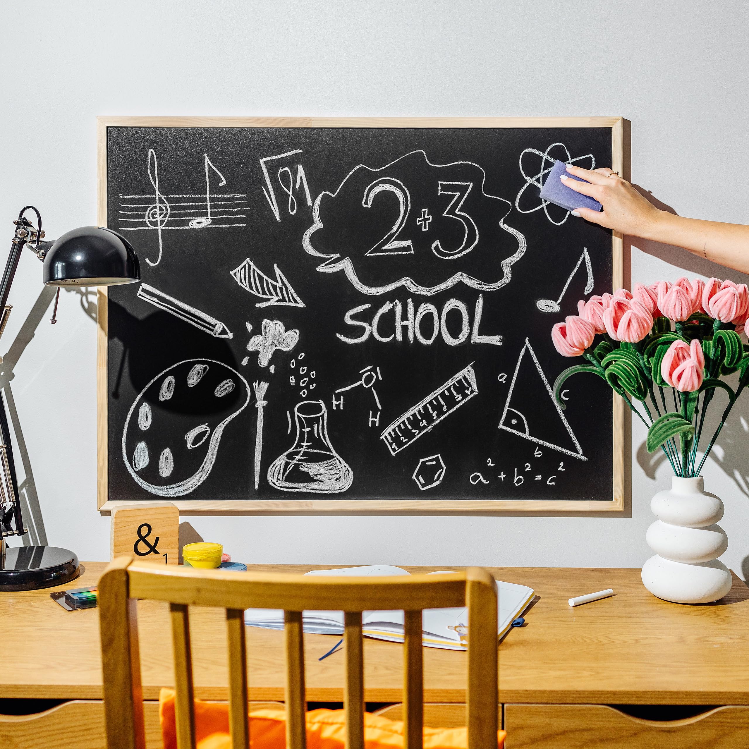 Creative Home 80 x 60 cm Kreidetafel Große Schwarz Blackboard | Tafel Hergestellt in der EU | Schiefertafel Wandtafel Kinder Pinnwand Memoboard Holzrahmen | Schreibtafel für Büro, Schule, Zuhause