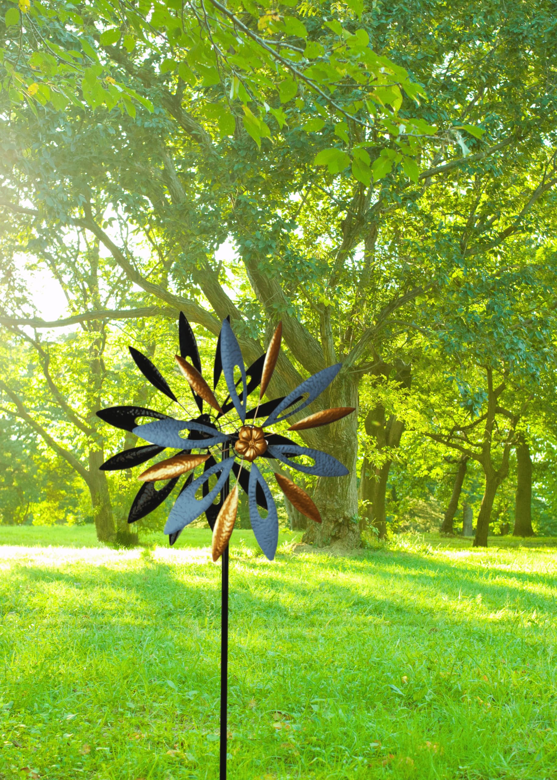 Windrad Windspiel Mehrfarbig aus Metall als Gartenstecker Höhe 183 cm ⌀ 59 cm