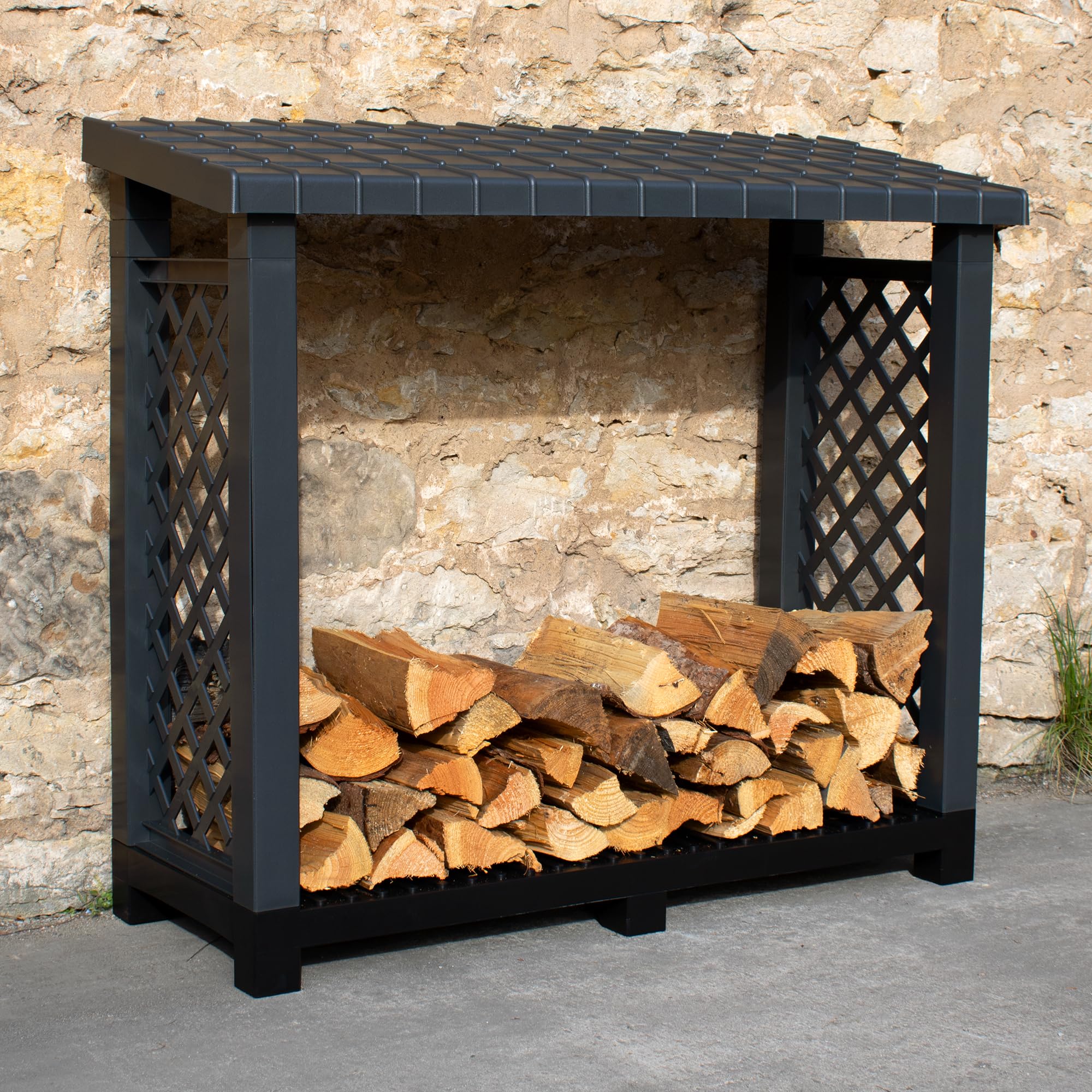 NYVI Kaminholzregal mit Dach & erhöhtem Boden für Außen - Recycelter Kunststoff - Wetterfest, Stabil, Langlebig - Kaminholzunterstand 114x102x47 cm Schwarz Outdoor - einfache Montage ohne Werkzeug