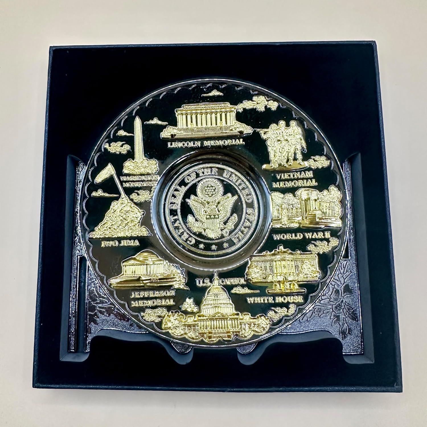 Washington DC Decorative Metal Collector Plate, Black & Gold or Silver & Gold, White House, Capitol, Lincoln Memorial, Washington Monument, Iwo Jima, Jefferson Memorial (Silver & Gold, 6.5" Large)