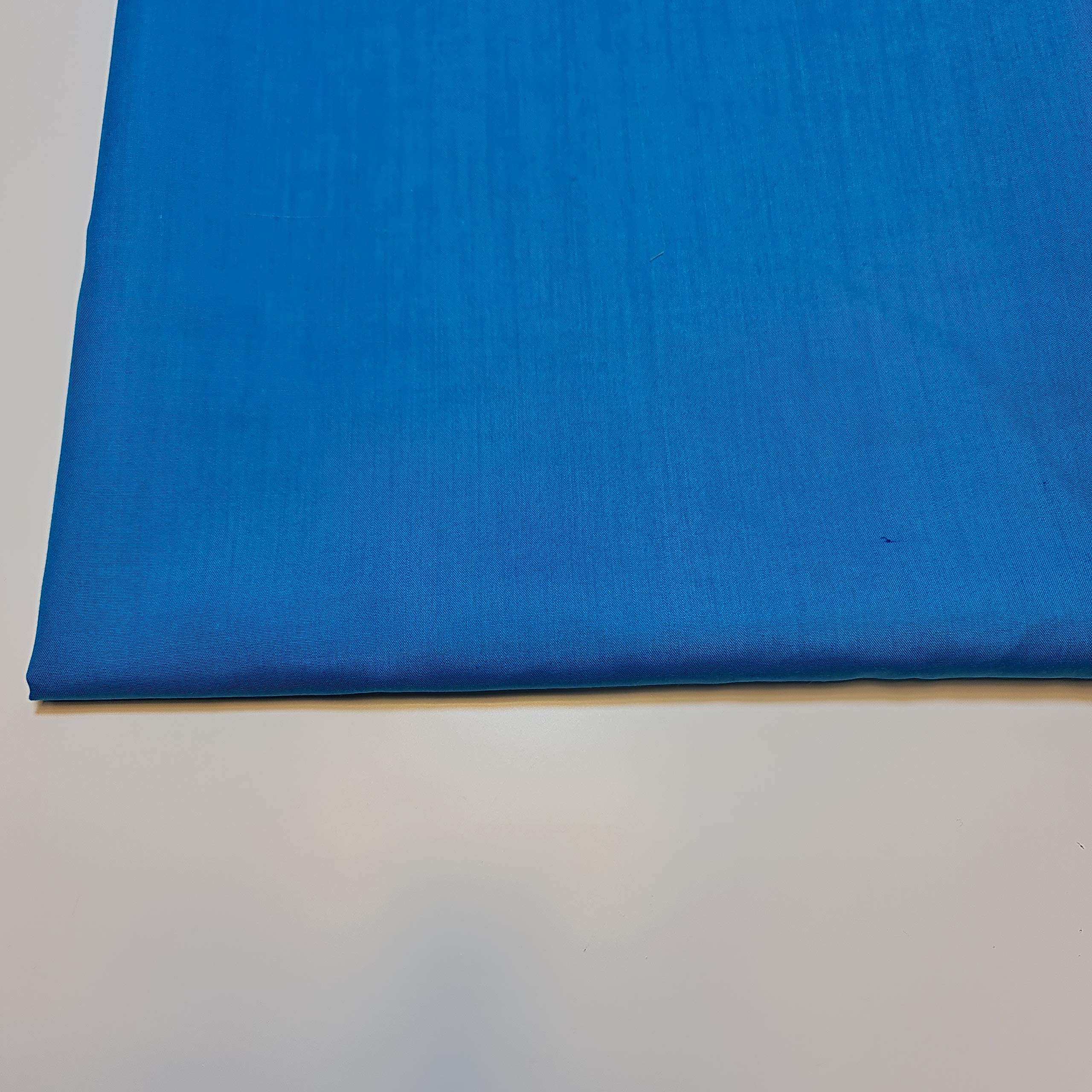 Stazione tessile Plain Poly Cotone Tessuto Rivestimento Rivestimento Abito Artigianato Materiale 111,8 cm (10 metri - Kingfisher)