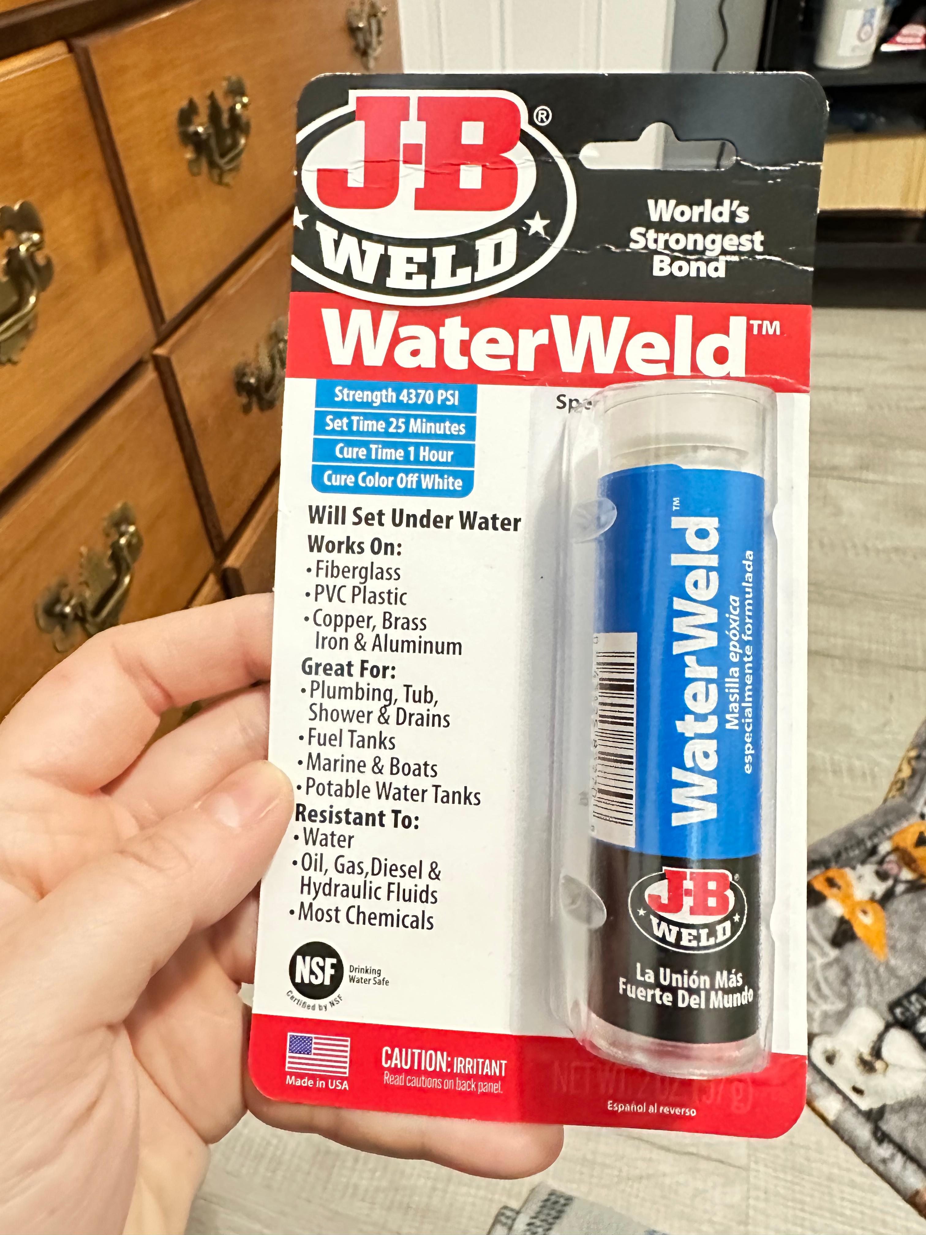JB waterweld. Dries off white. Cures in an hour  on Amazon Live