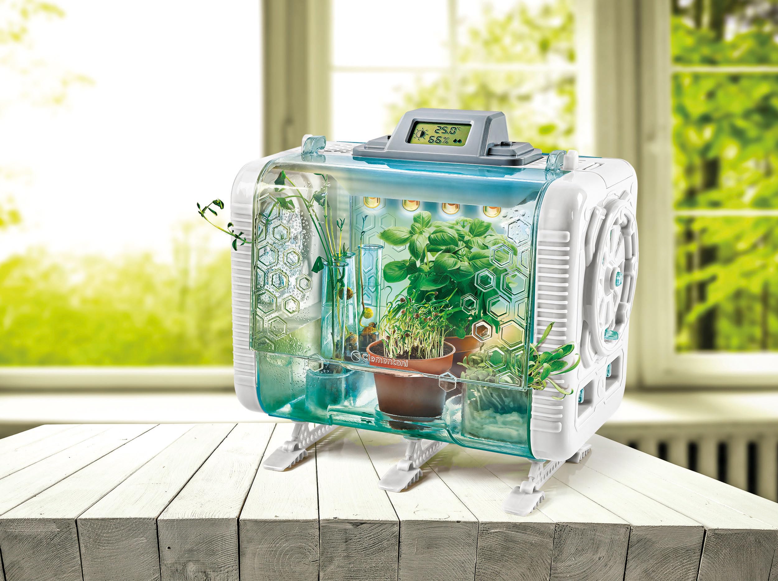 Clementoni Scienza e Gioco Lab - La Mia Serra Hi-tech, Laboratorio di Botanica Bambini 8+ Anni, 3 Modalità di Coltivazione Piante, con Led e Schermo LCD, Made in Italy, Lingua Italiana, 19370