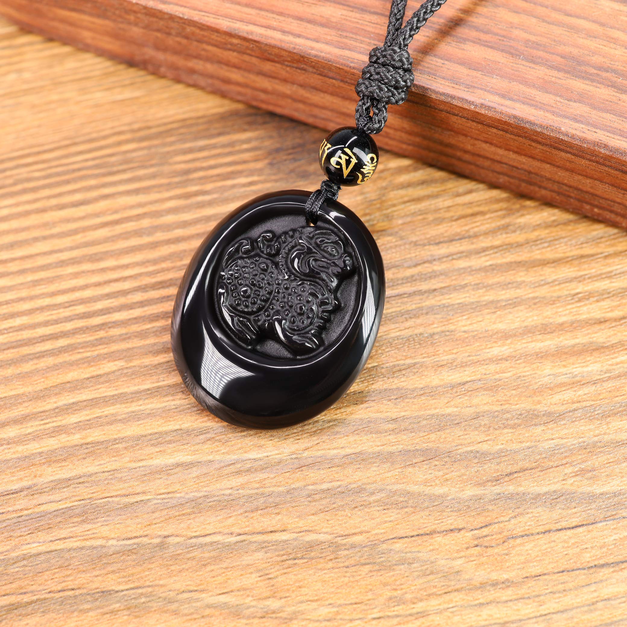 COAI Pendentif Totem Pixiu Amulette Pierre Collier Ajustable