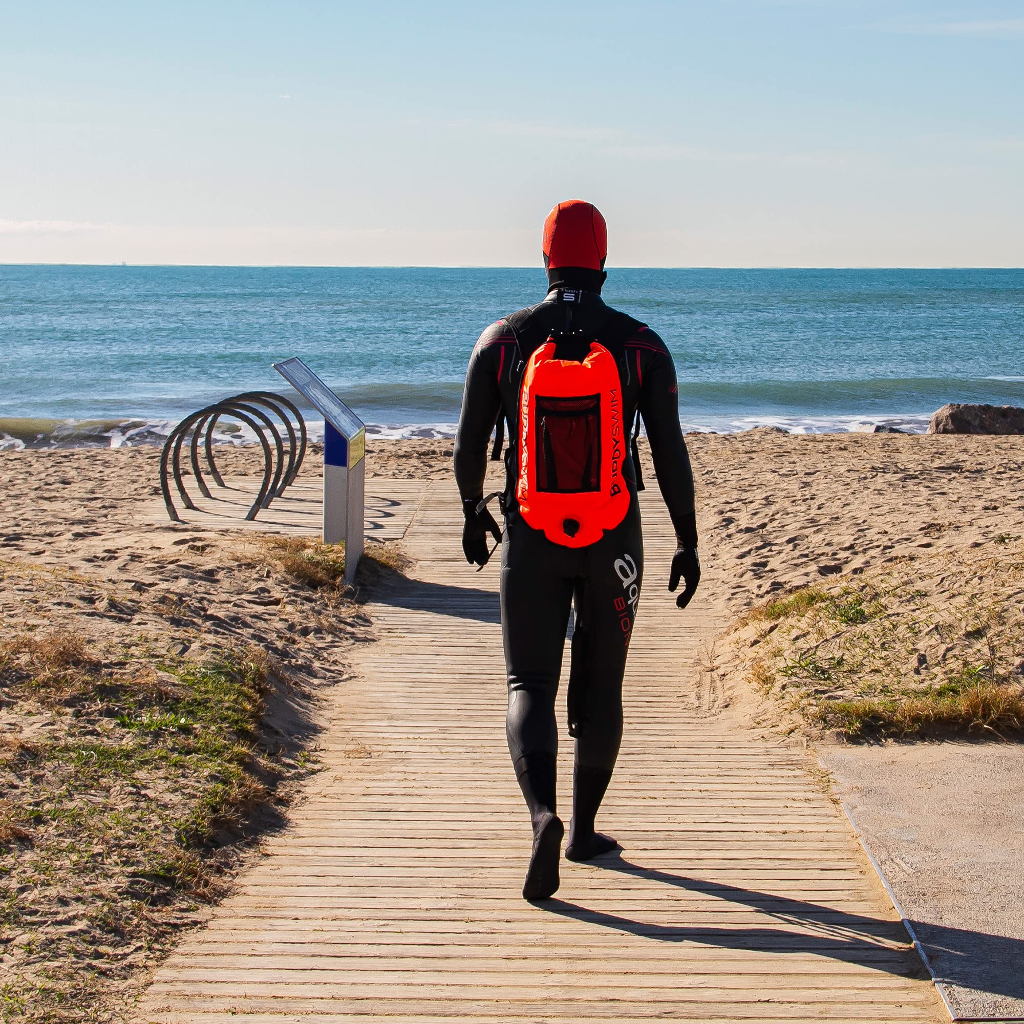 Zaino Boa per Nuoto in acque libere 28 L con Sacca Interna Impermeabile al 100% e Schienale Staccabile. Boa Nuoto Resistente, Leggera e Facile da ripiegare.