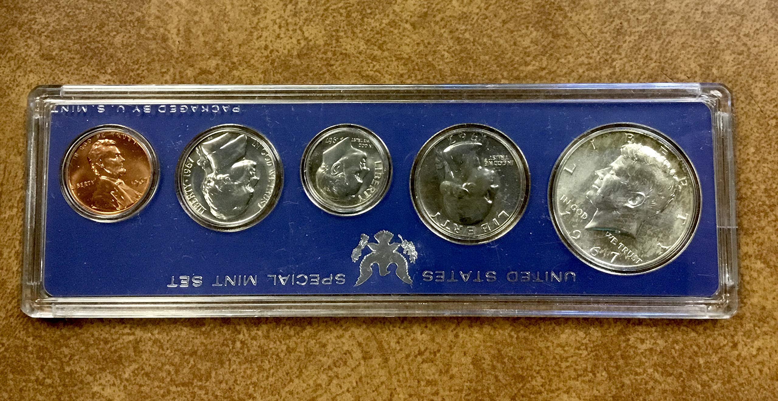 Amazon.com: 1967 no mint mark Mint Set Collection U.S. Mint Uncirculated :  藝術古董收藏