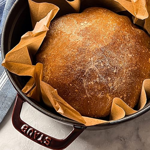 Miniatura 8 de Staub - Cocotte redonda de hierro fundido de 5.5 cuartos de galón, color granadina, fabricado en Francia