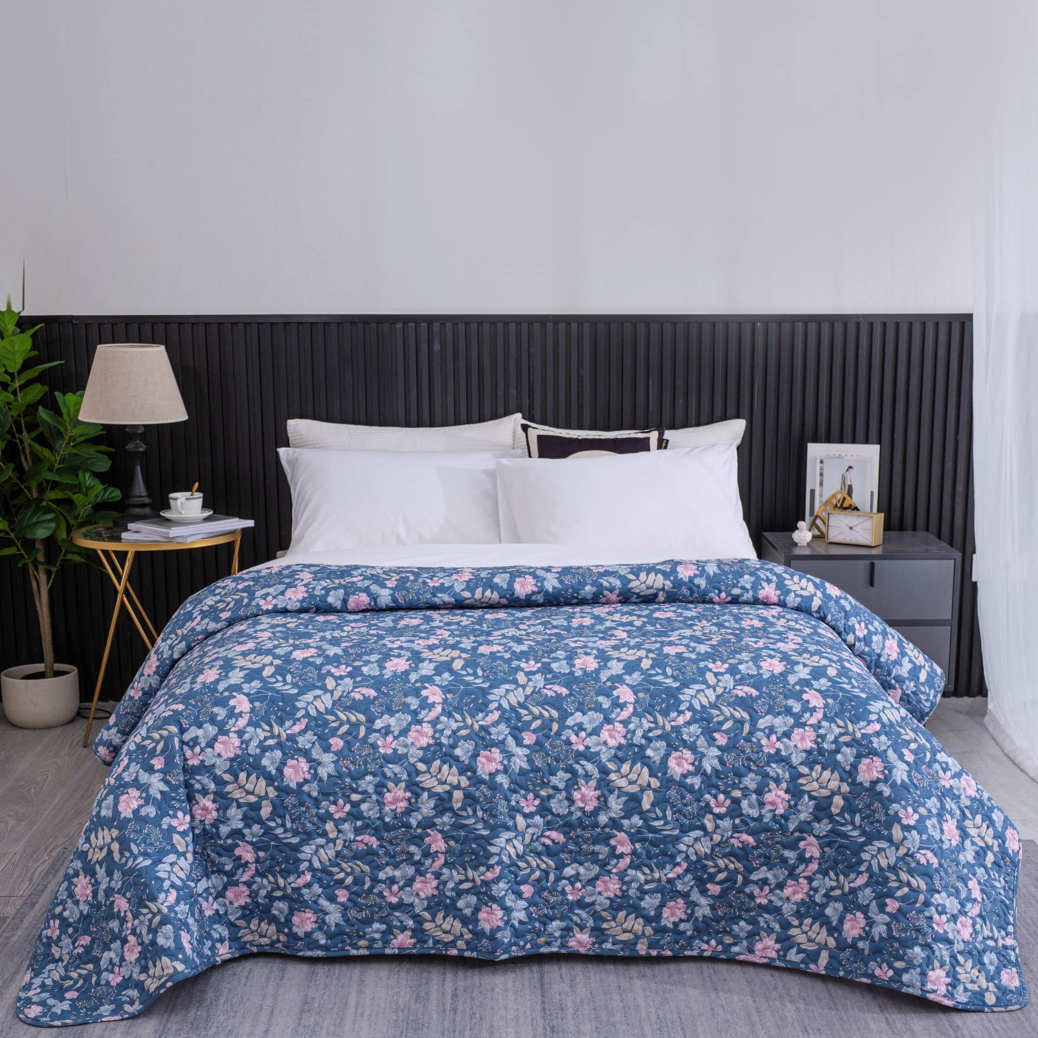 Vensan All-Season Cotton Quilted Bedspread Floral Blue Reversible Comfort Lightweight Double Size 250 x 230 cm