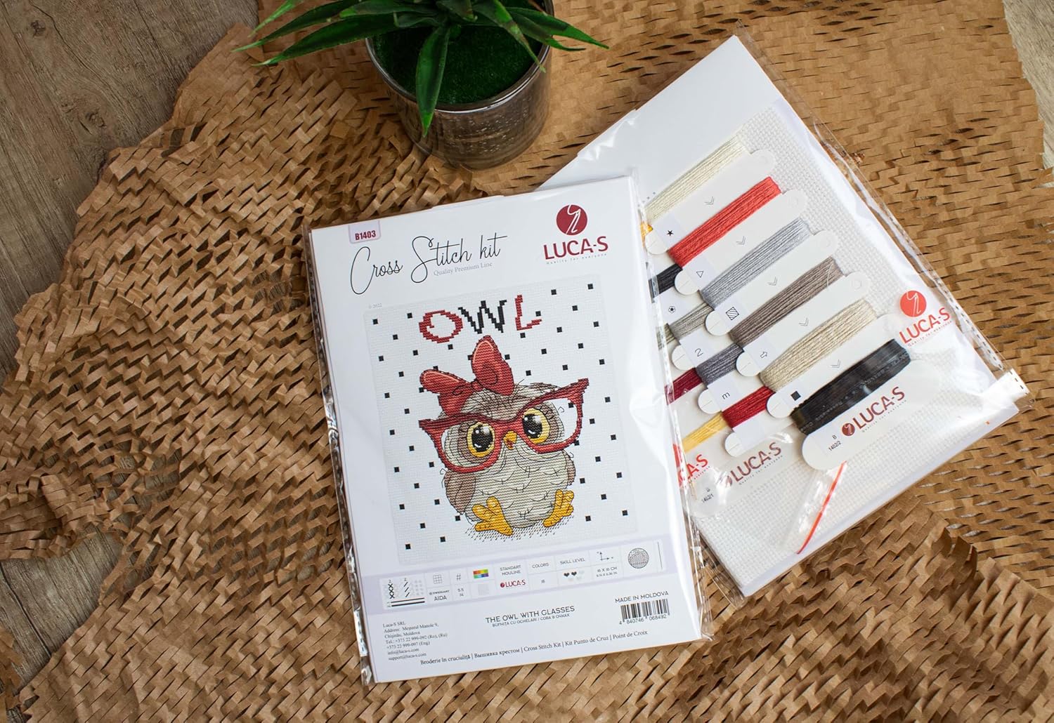 Cross Stitch Kit Luca-S - The Owl With Glasses, B1403