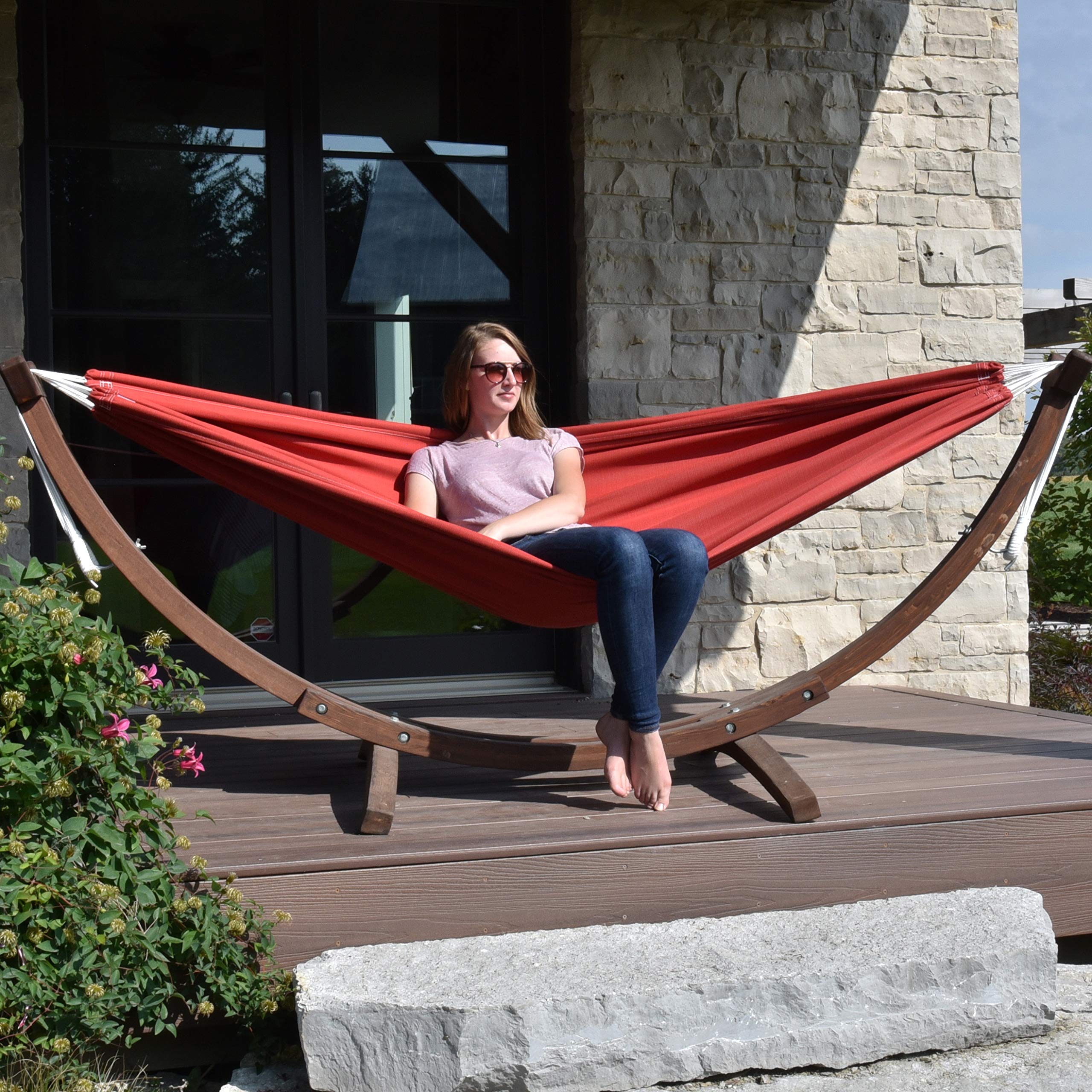 Vivere C8SPSN-CR Amaca Doppia Sunbrella con Supporto in massello di Pino Crimson, Solid Pine