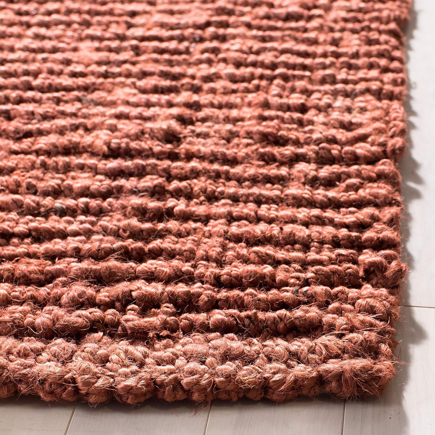 SAFAVIEH Area Rug 6' Square - Natural Fiber Collection - Rust, Handmade Jute, Farmhouse Style, Chunky Textured Thick Pile (NF447C)