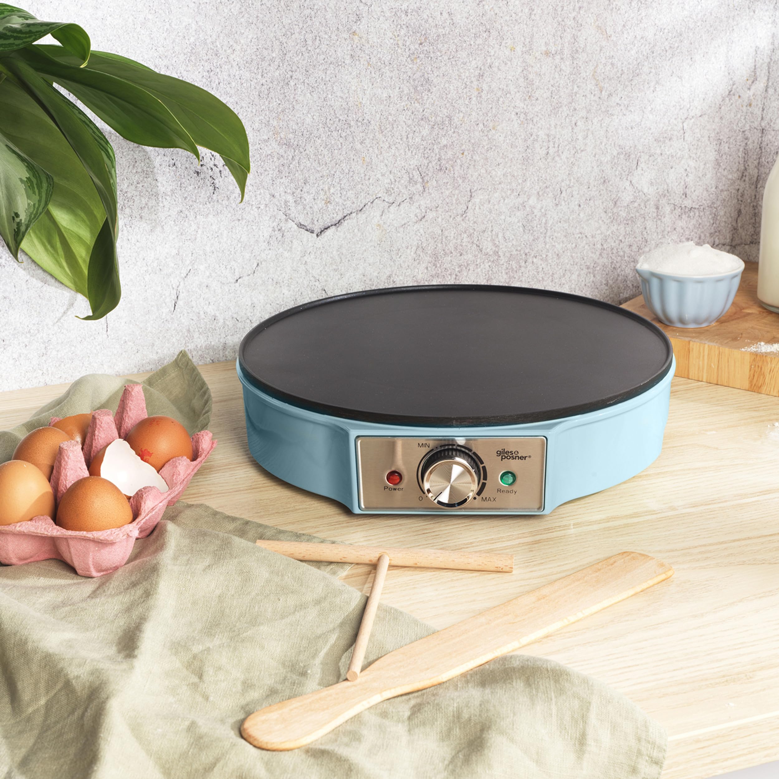 Giles & Posner Crêpière – Plaque Chauffante Électrique pour Crêpes, Antiadhésive, Grande Plaque de 30 cm (12”), Température Ajustable, Répartiteur de Pâte & Spatule, 1000W, Bleu