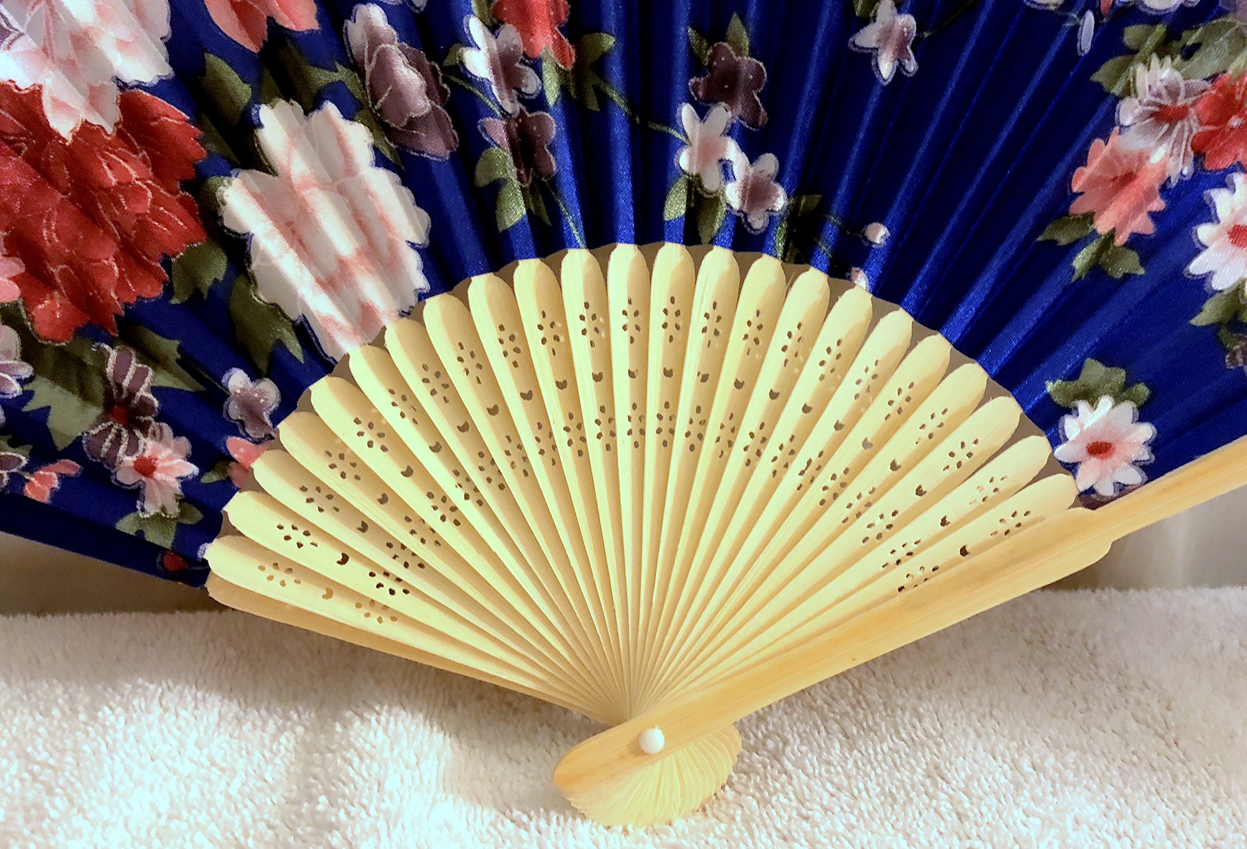 Amazon.com: New Oriental Floral Print Material and Bamboo Hand Held Folding  Fan 15" Open (Cobalt) : Home & Kitchen