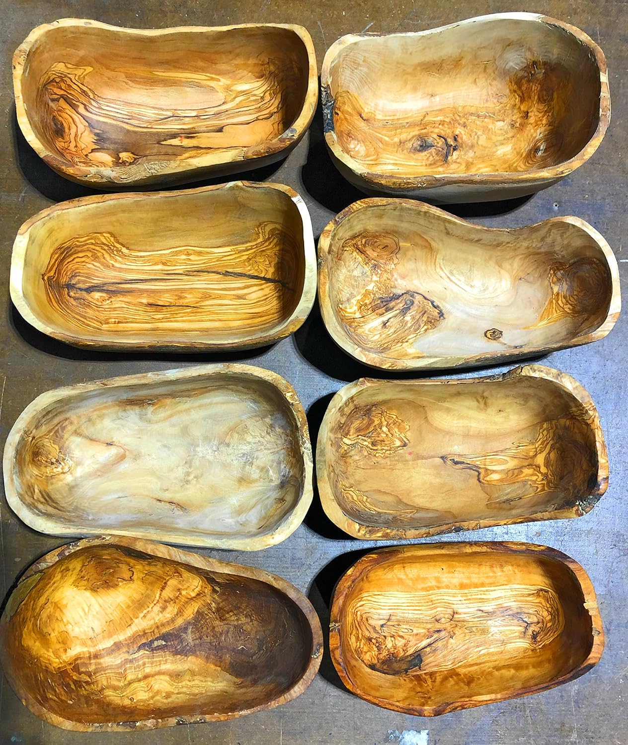 10" Rustic Oval Artisan Olive Wood Dough Bowl Bread Basket Boat Shaped - Live bark edge. Natural Server for Fruit, Salads, Chips, Popcorn. In Lg 10" or XL 12". (Large 10x5-7x4”)