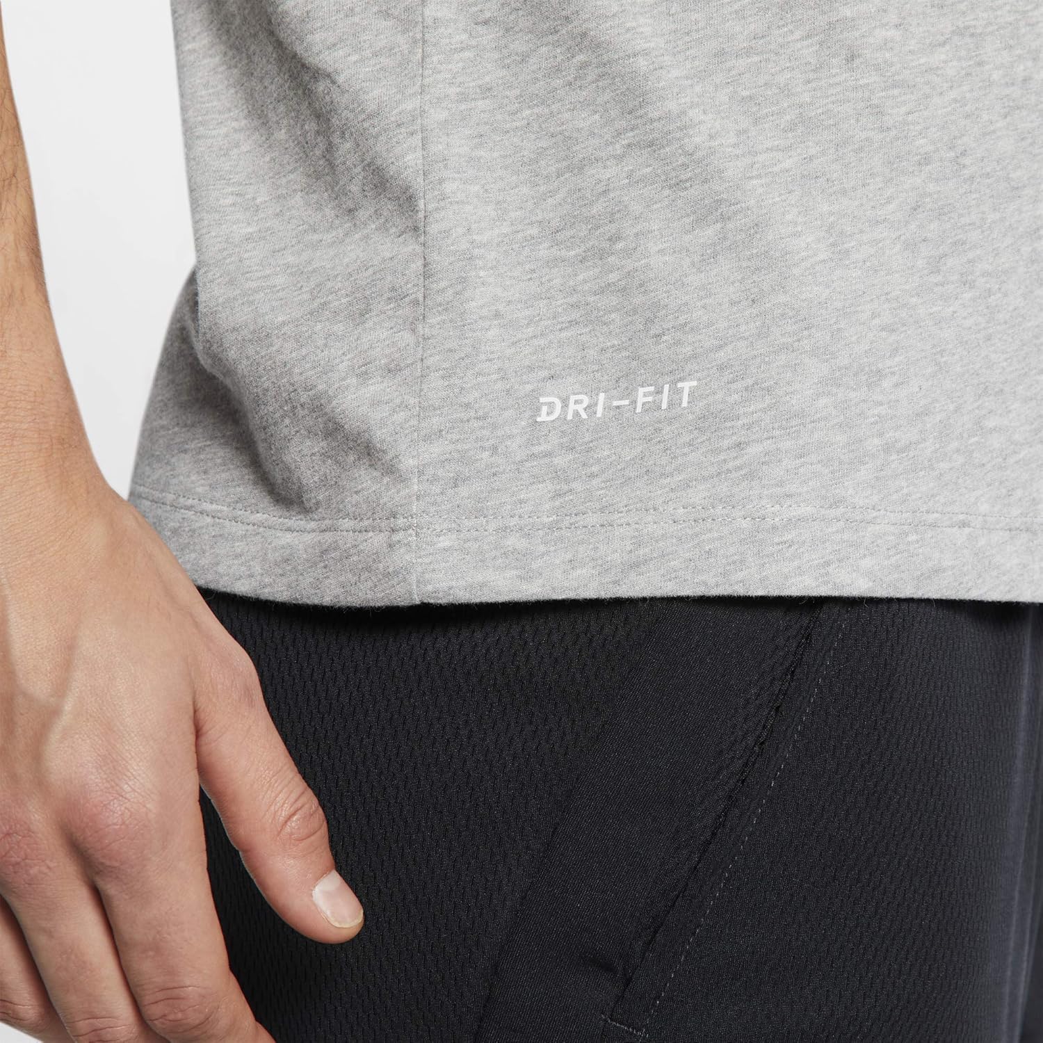 Nike mens Sportswear Swoosh T Shirt XX-Large Dark Grey Heather/Gunsmoke