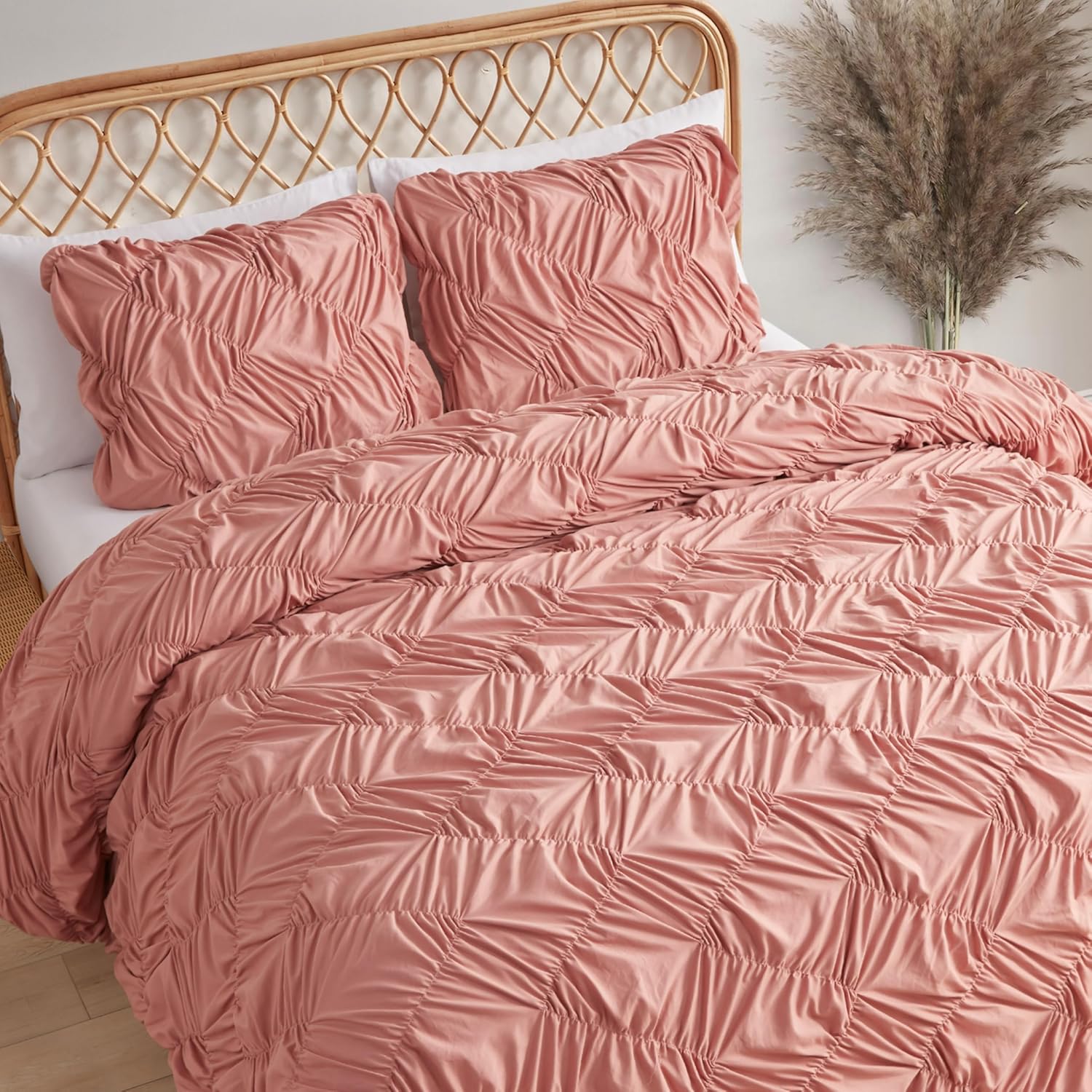 Jessica Simpson Emmy Textured Ruched Comforter Set Queen/Full Size Bedding Set Ensemble - 3 Piece Set