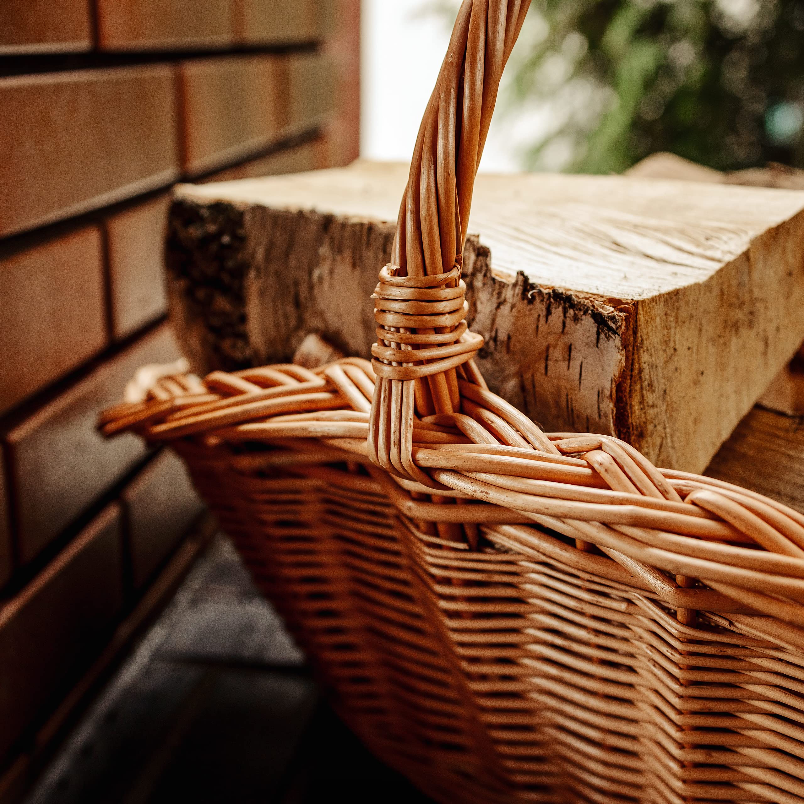 Creative Home Groß Holztrage Rattan Kaminholzkorb Kaminkorb Tragekorb | 60 x 40 x 39 cm | Aufbewahrung Oval Holzkorb Weidenkorb für Kaminholz/Holz | Braun Dick Weide Feuerholzkorb