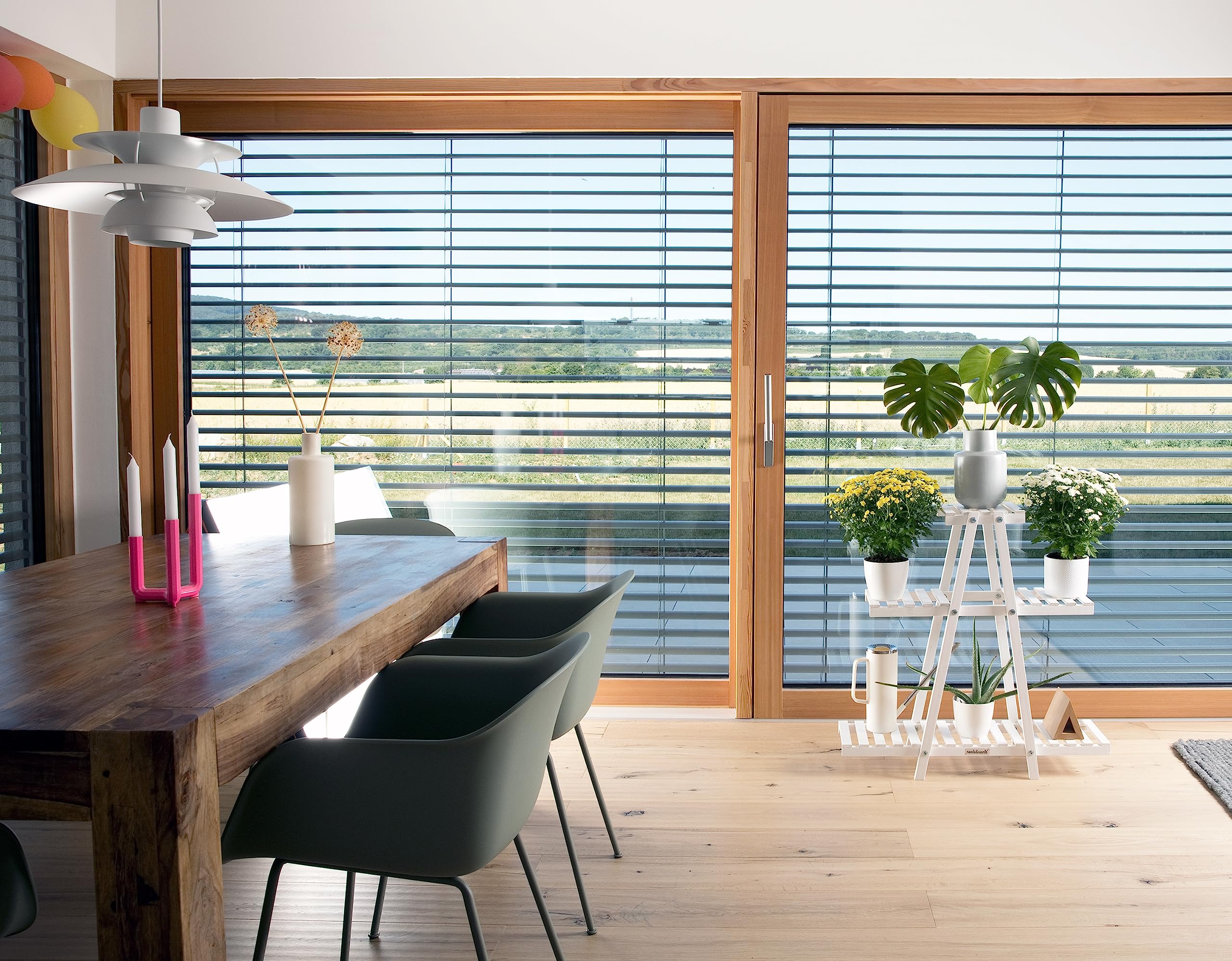 needs&wants® Stojak na rośliny, stojak na kwiaty, z drewna, odporny na działanie warunków atmosferycznych, do użytku wewnątrz i na zewnątrz, na balkon, do ogrodu, na ścianę, regał na rośliny, 83 x 28
