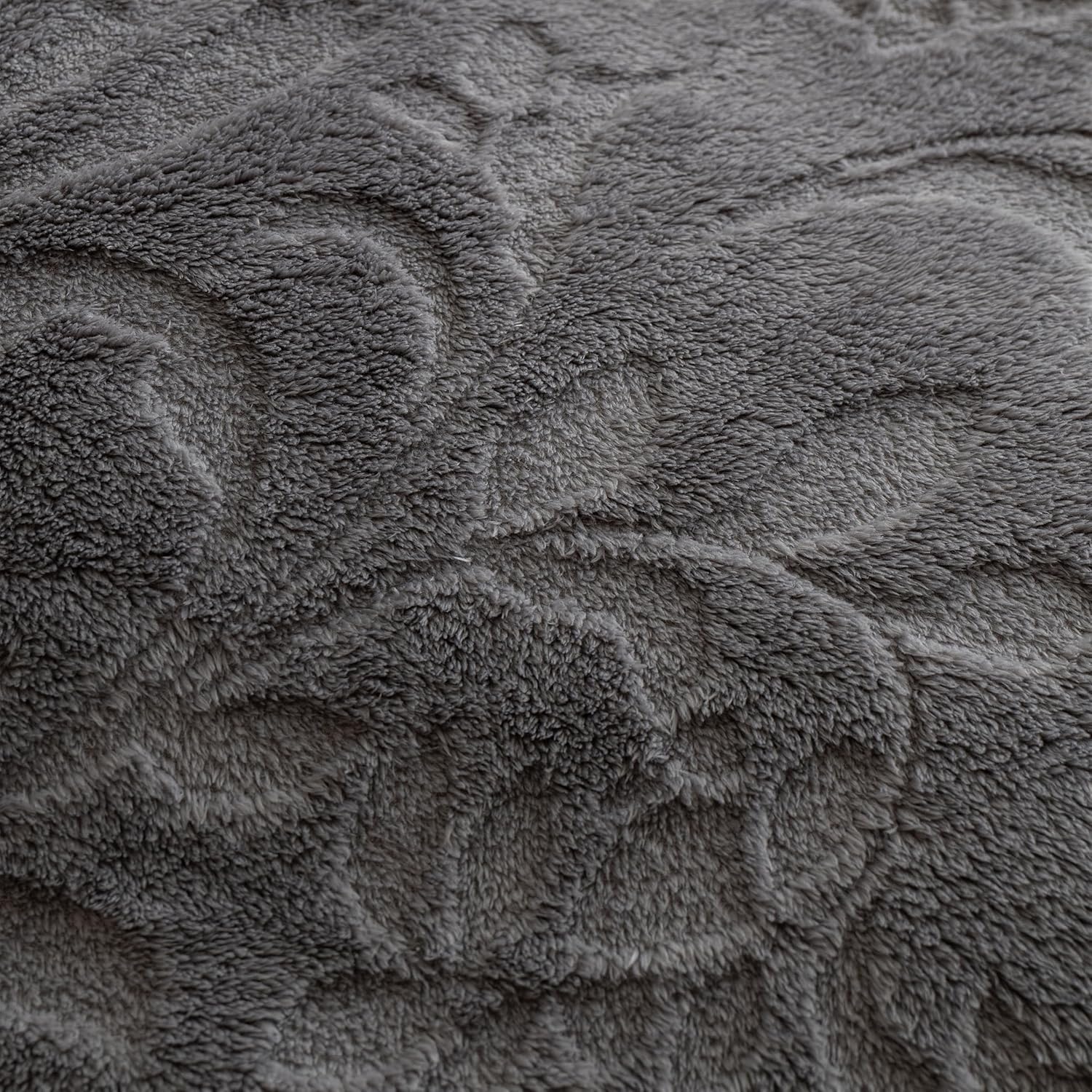 UKELER Sherpa Throw Blanket 60 × 80 inch- Cute Floral Design Soft Plush Fleece Blanket for Bed Couch Sofa Office Camping, Dark Grey - Image 4