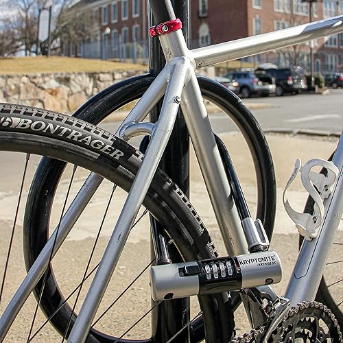 Miniatura 5 de Kryptonite KryptoLok Combo Bike U-Lock, seguridad antirrobo, grillete de acero de 0.500 in, combinación reiniciable de 4 dígitos, forma de U, negro