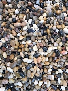 Voulosimi 12 LBS Natural Polished River Rocks - Mixed Pebbles Gravel for Aquariums, Landscaping, Vase Fillers & Outdoor Decor
