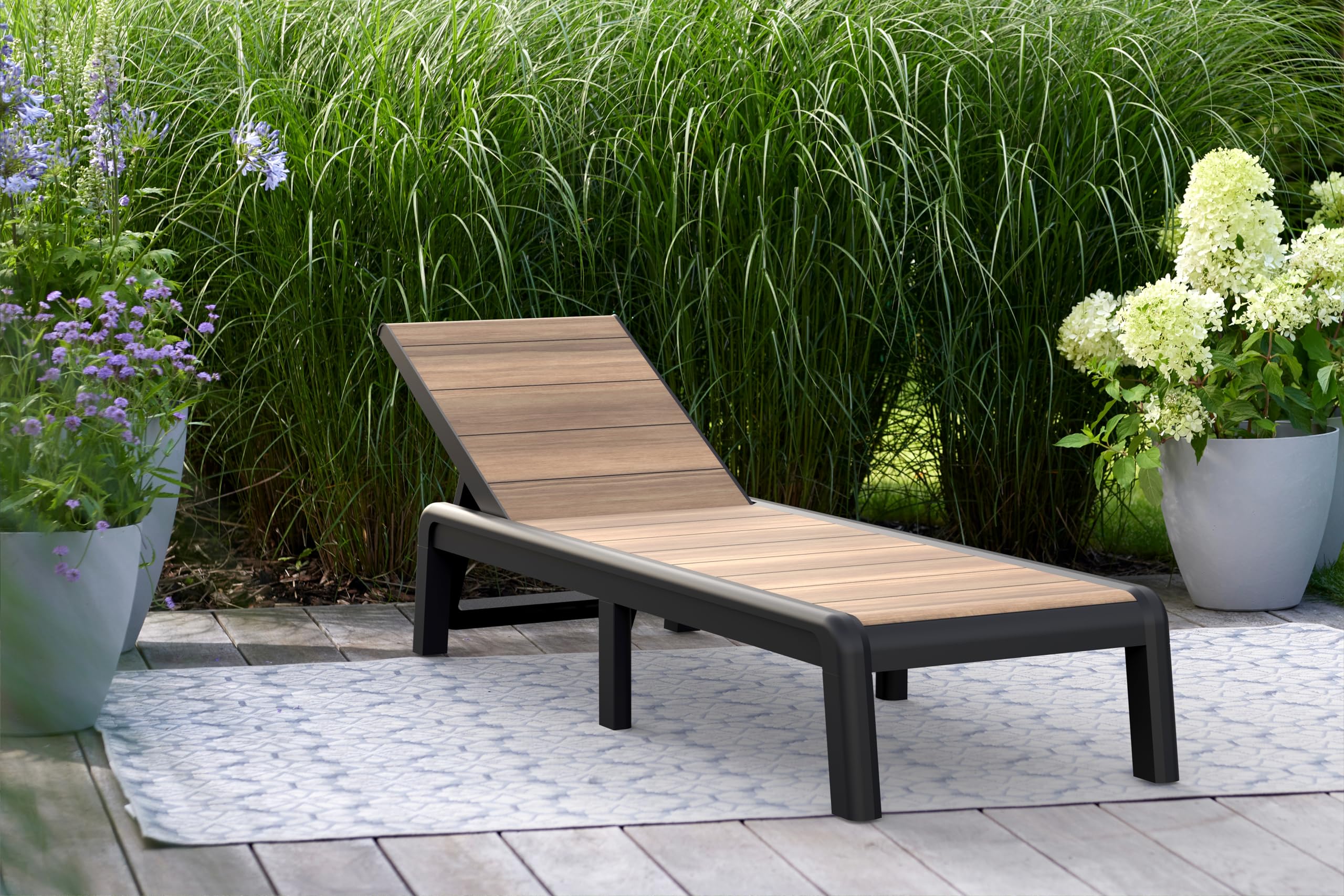 Keter Avon Lettino Prendisole Pieghevole da Esterno, Ideale per Giardino e Terrazzo, Finitura Effetto Legno, 191,5x58x34,5H cm, Colore Marrone