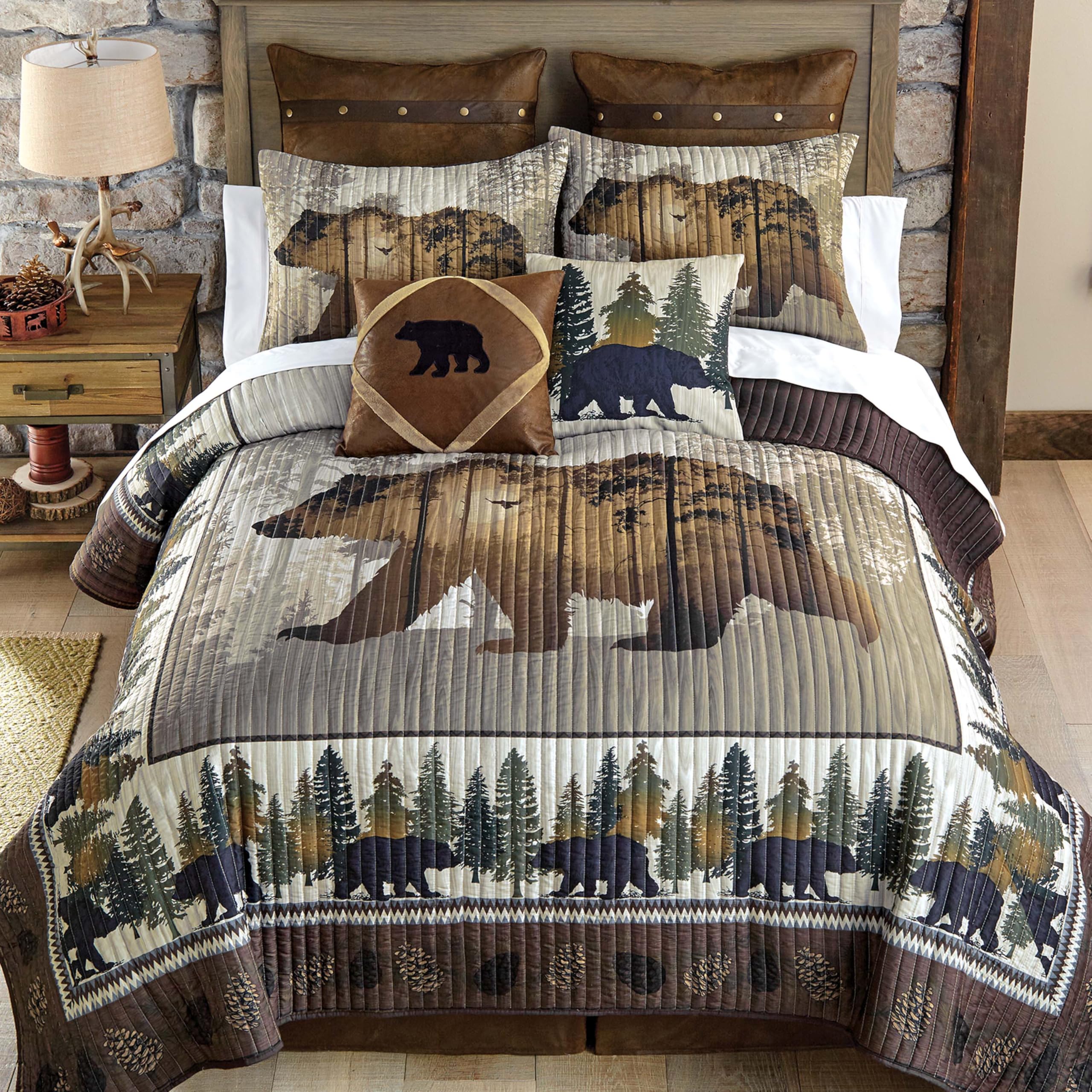 BLACK FOREST DECOR Mystic Bear Quilt Bed Set - King – Reversible Woodland Bear Bedding, 105" x 95" Quilt with Shams