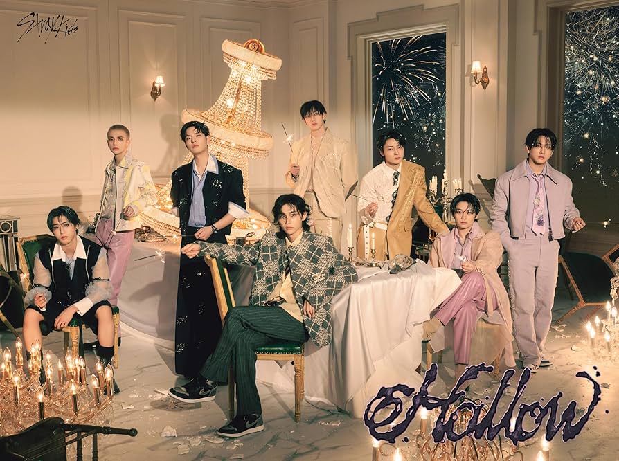 専用ページ　Hollow 初回A 2枚 Stray Kids『Hollow』Special Site