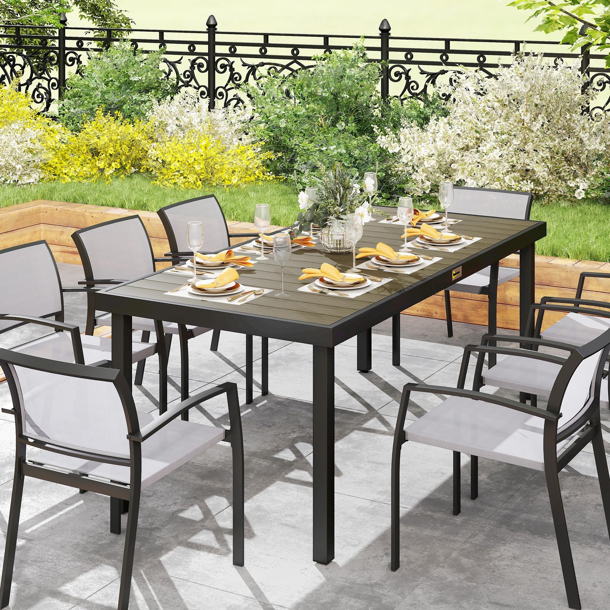 Outsunny Tavolo da Giardino con Piano Effetto Legno 190x90 cm per 8 Persone, Tavola da Pranzo da Esterno Rettangolare in Alluminio e Plastica, Per Patio, Terrazzo, Balcone, Effetto Legno Marrone