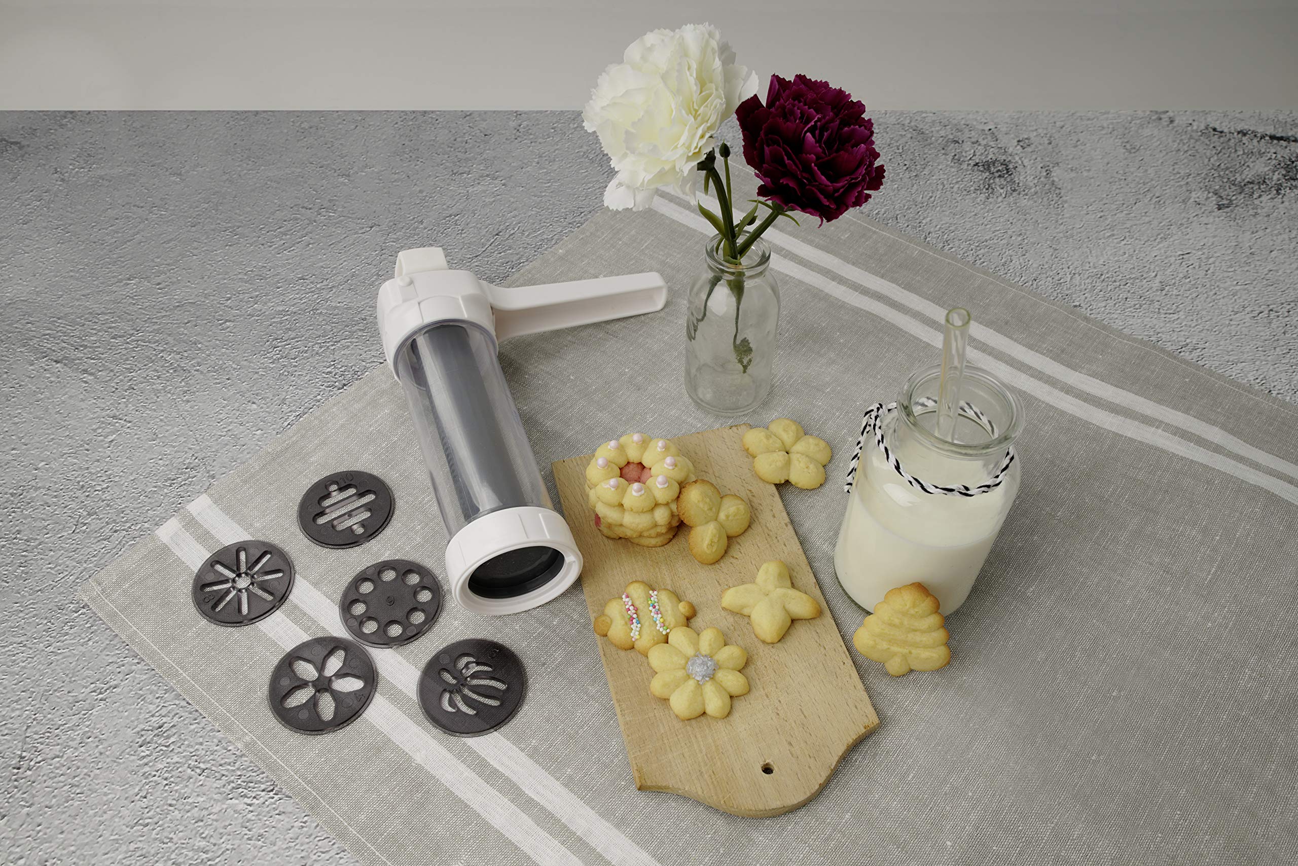 Dr. Oetker Presse à Pâtisserie avec 12 Disques et 6 Douilles Presse à Biscuits Seringue Haute Qualité pour Décorations, Presse à Biscuits avec Grand Volume de Remplissage (Couleur : Blanc/Gris)
