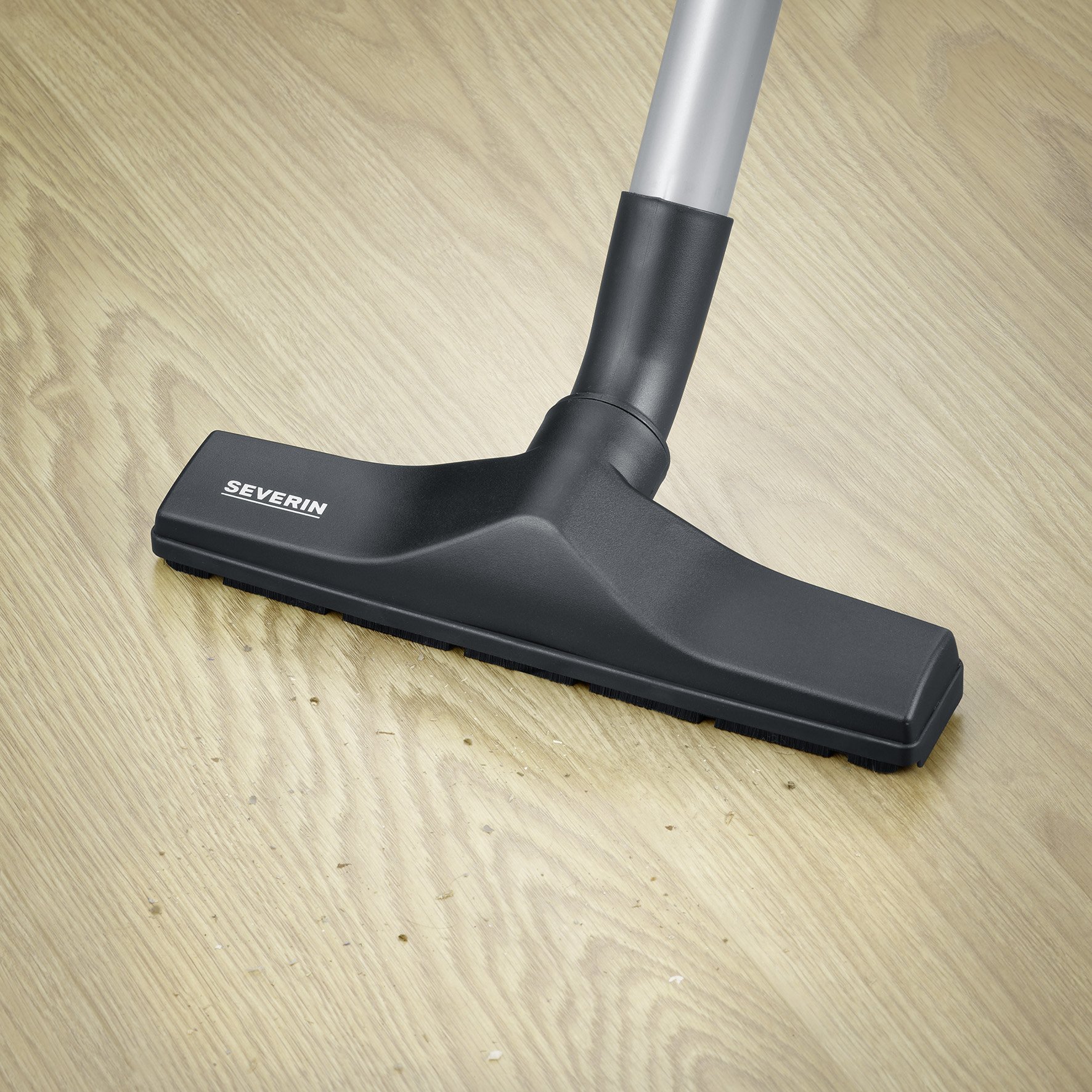 Severin BC 7035, Aspirateur Traîneau avec Sac (Classe Énergétique A, Buse Parquet et Set 2 Accessoires Inclus, S´POWER snowlight) Blanc/Gris