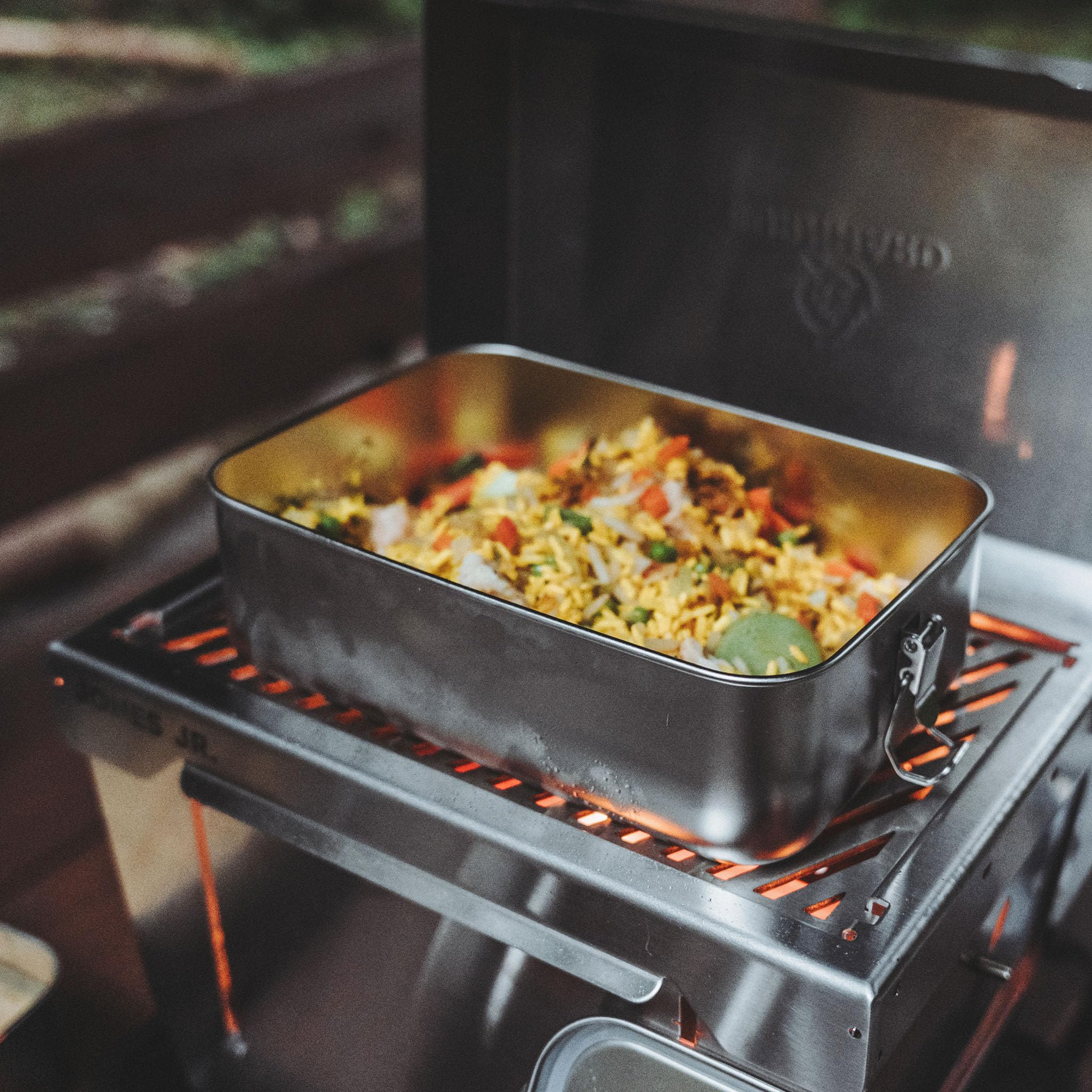 BURNHARD® Camping Kochgeschirr Edelstahl, 2,4 l, All-in-One Cooking | multifunktional, 7,7 x 24 x 17 cm, Universal & JONES-Serie