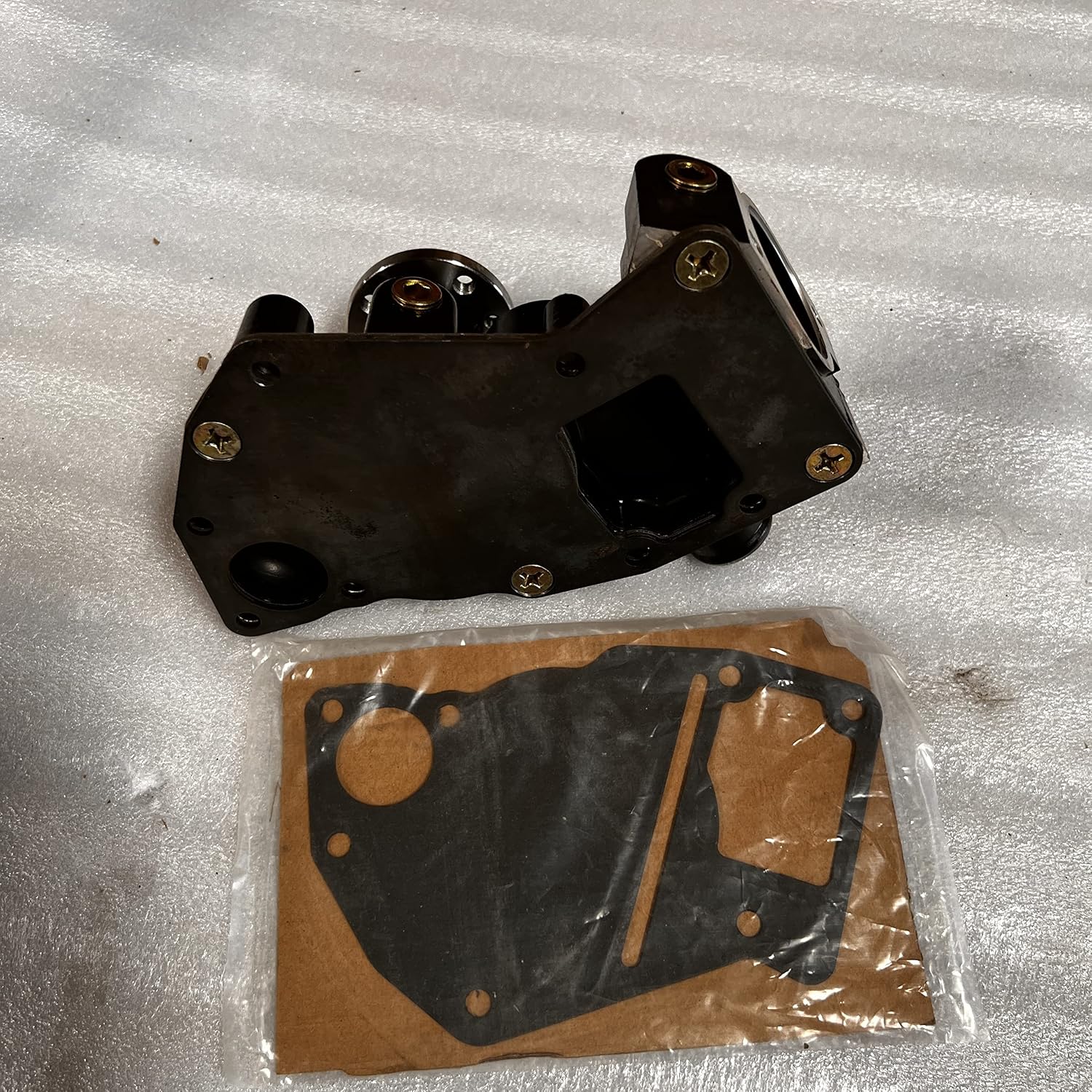 8-98126231-0 8981262310 Water Pump 8-98126230-0 Fits For Isuzu 4LE2 Hitachi EX55 EX50U ZAX70 ZAX55 SK75