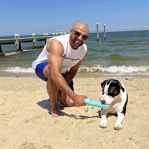 Miniatura 4 de NEW PET SOLUTIONS Botella de agua plegable y portátil para perros para paseos caminatas y viajes PAWeSOME dispensador de agua para mascotas compacto