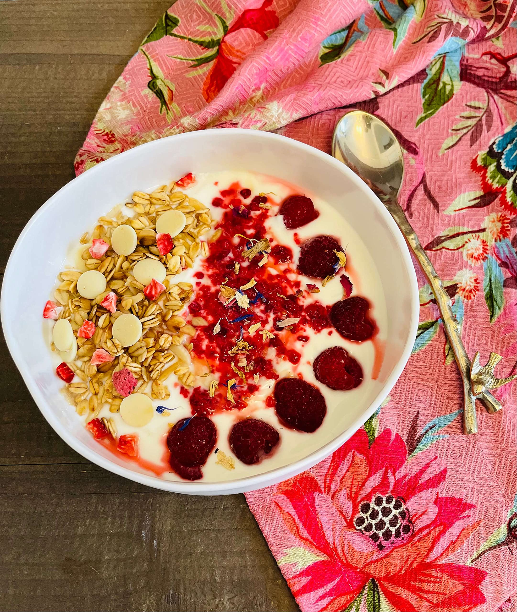 Crunchy Queen Rosaroter Erdbeer & weißer Schoki Traum Granola Knuspermüsli | Handgemacht | Crunchy Topping für Smoothiebowl & Müsli | Müsli ohne Zucker | 100% natürlich | 3 x 340g