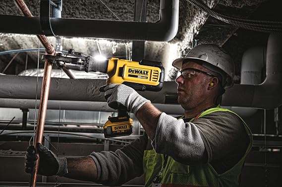 DEWALT 20V MAX* Pipe Crimping Tool Kit (DCE200M2)