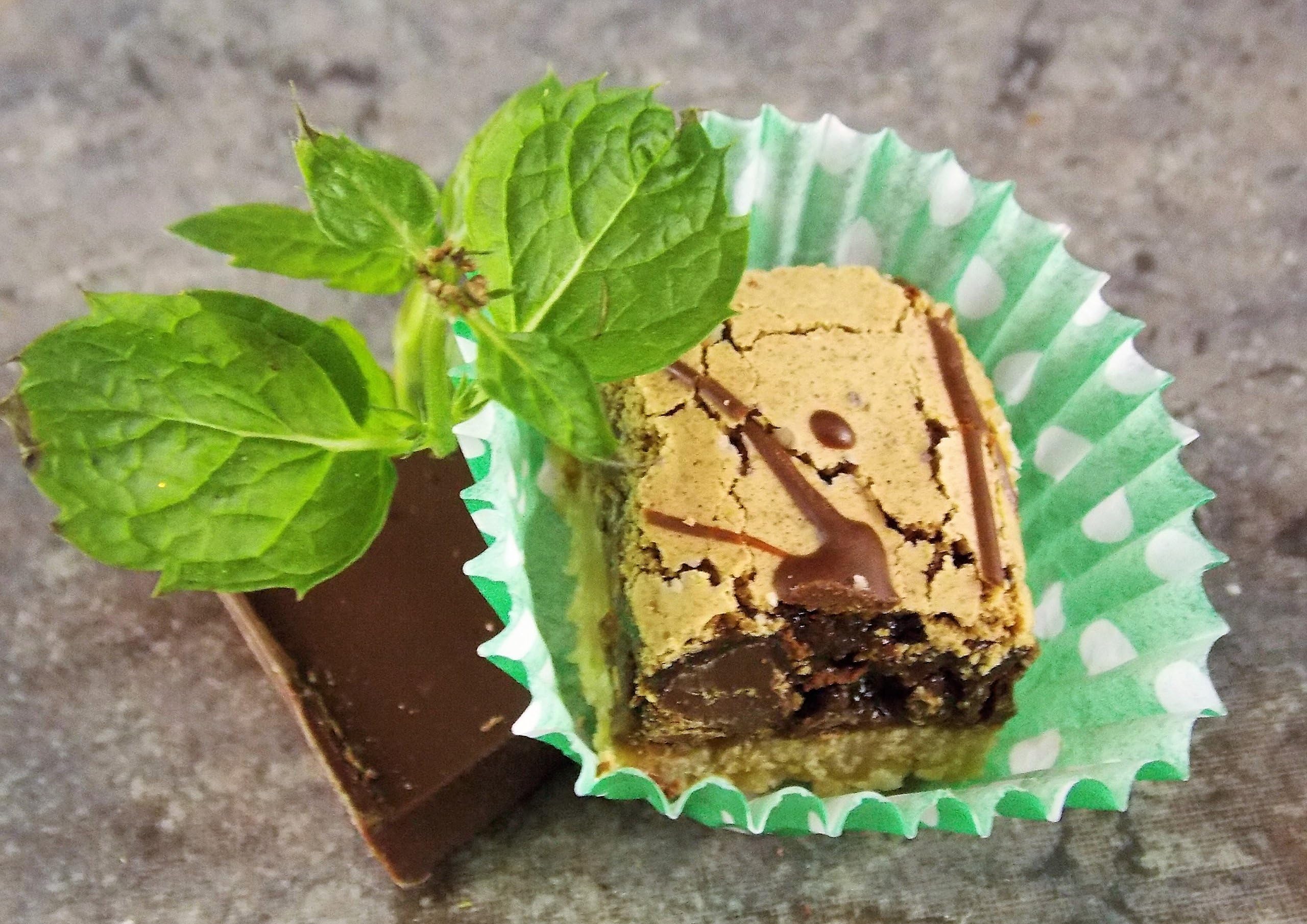 Chocolate Mint Angel Bites, 32 Pieces