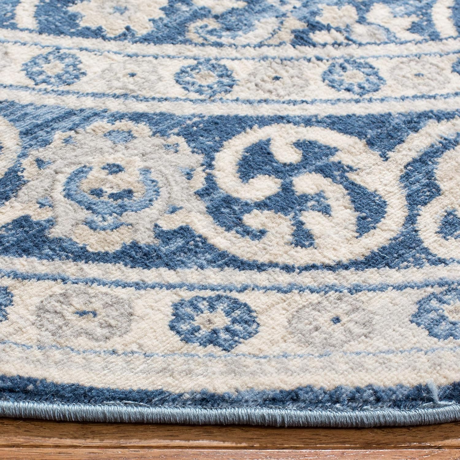 SAFAVIEH Brentwood Collection Area Rug - 3' Square, Navy & Light Grey, Oriental Damask Trellis Design, Non-Shedding & Easy Care, Ideal for High Traffic Areas in Living Room, Bedroom (BNT870M)