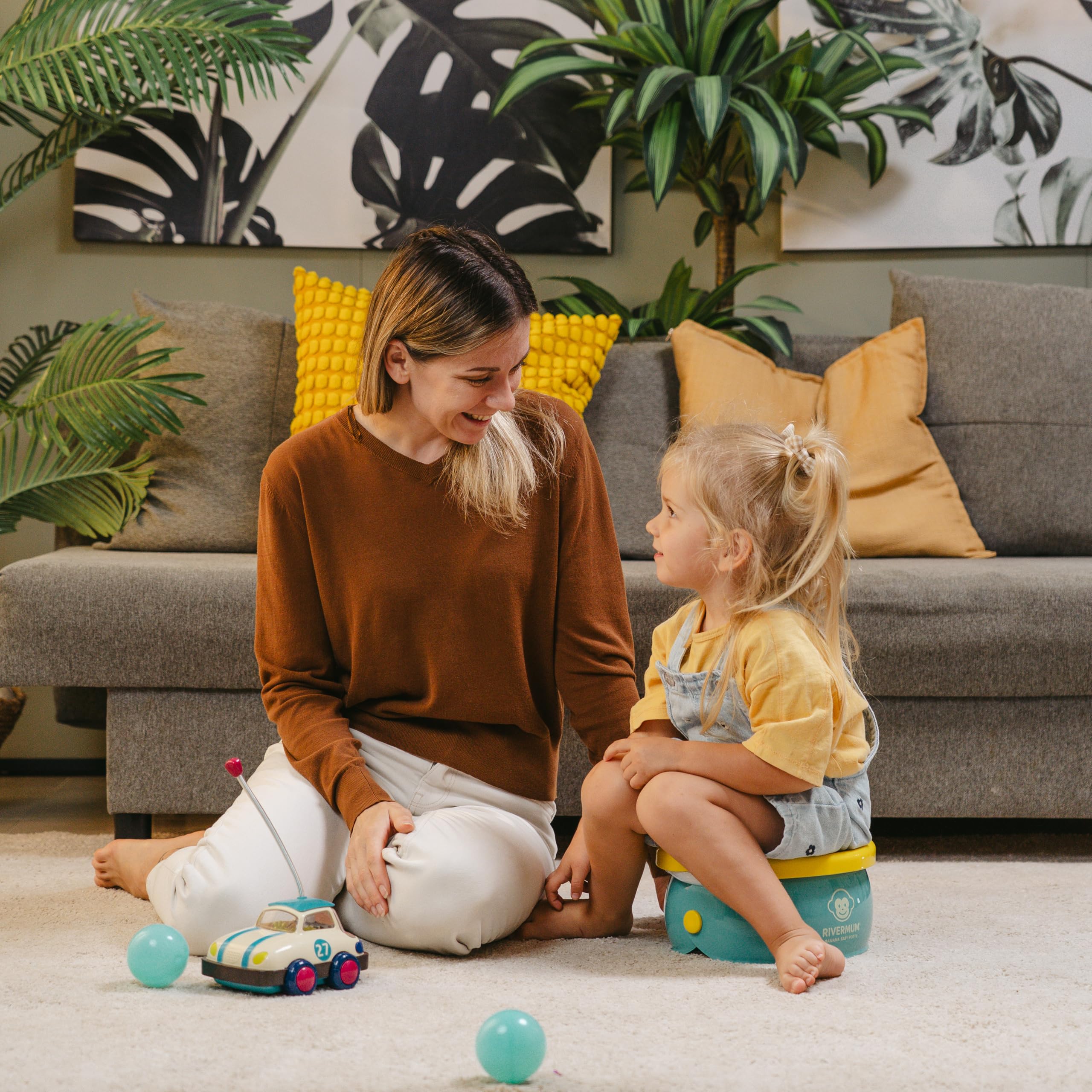 RIVERMUM® Kit Orinal Portatil Niños Plegable Banana XL, Orinal Infantil Pórtatil para viajes o casa, WC Inodoro portatil Niños, Potty Training, Incluye Bolsas, Pegatinas y Cacalendario (VERDE) - 3