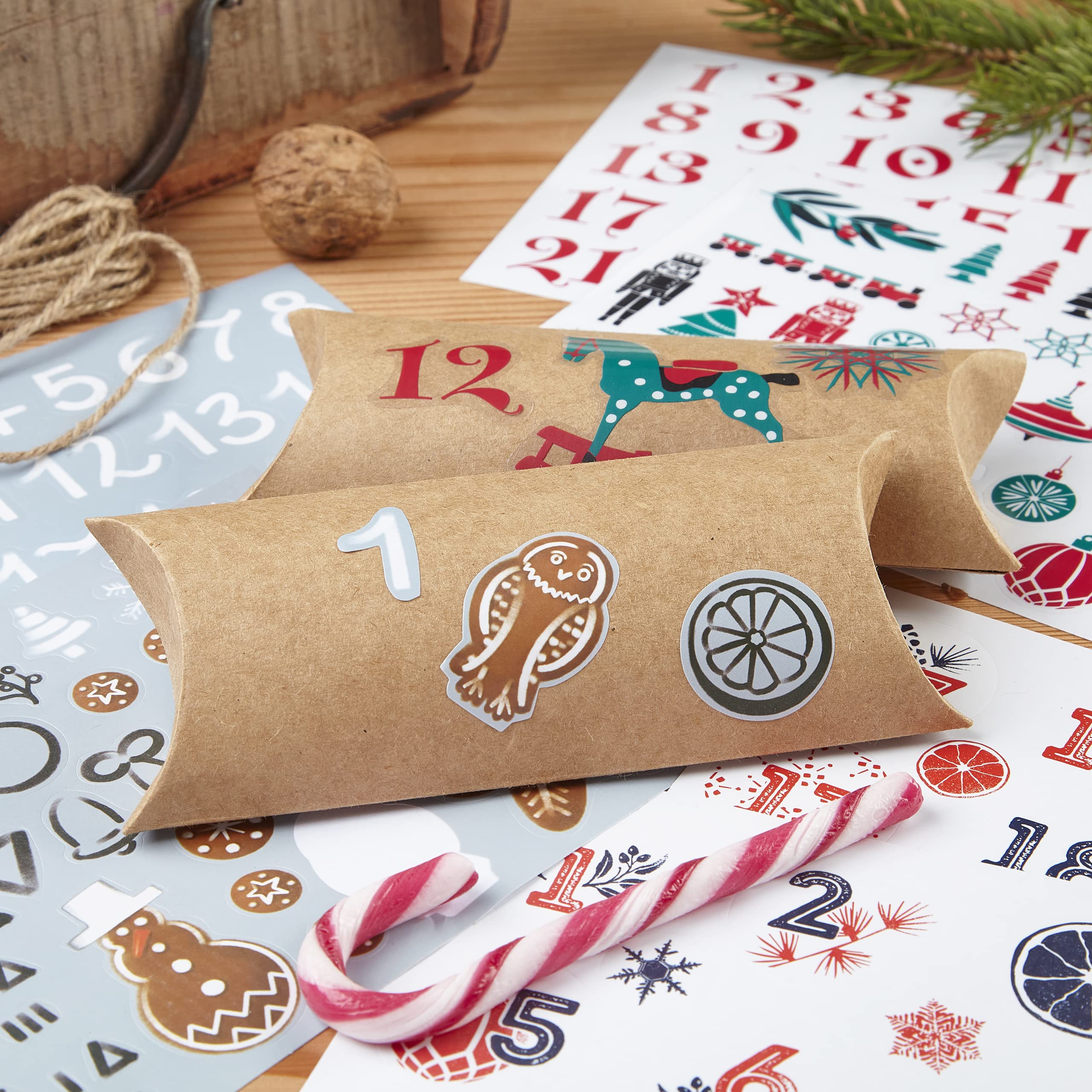 INDIGOS UG - Chiffres De Calendrier De L'Avent - Autocollants De 1 à 24 - Couleur Vintage - Étiquettes - Stickers - Calendrier De Noël - Avent - Rond - DIY - à Coller