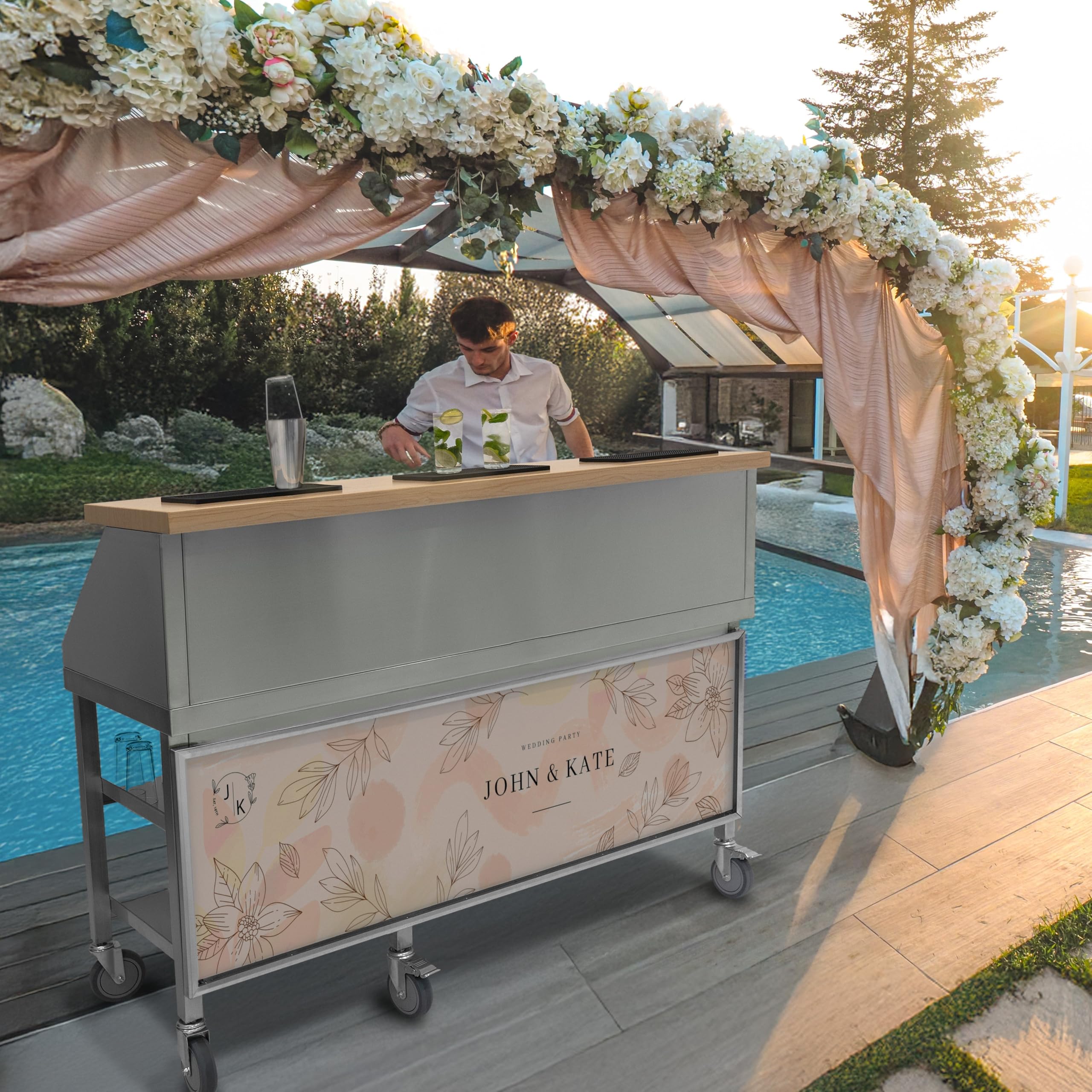 Postazione Mobile Cocktail Acciaio Inox Bancone Effetto Legno Ghiaccio Isolato 62L Lavello Integrato Mensole Doppio Livello Speed Rail Contenitori Gastro Portacoltelli Lavagna Magnetica e Shaker
