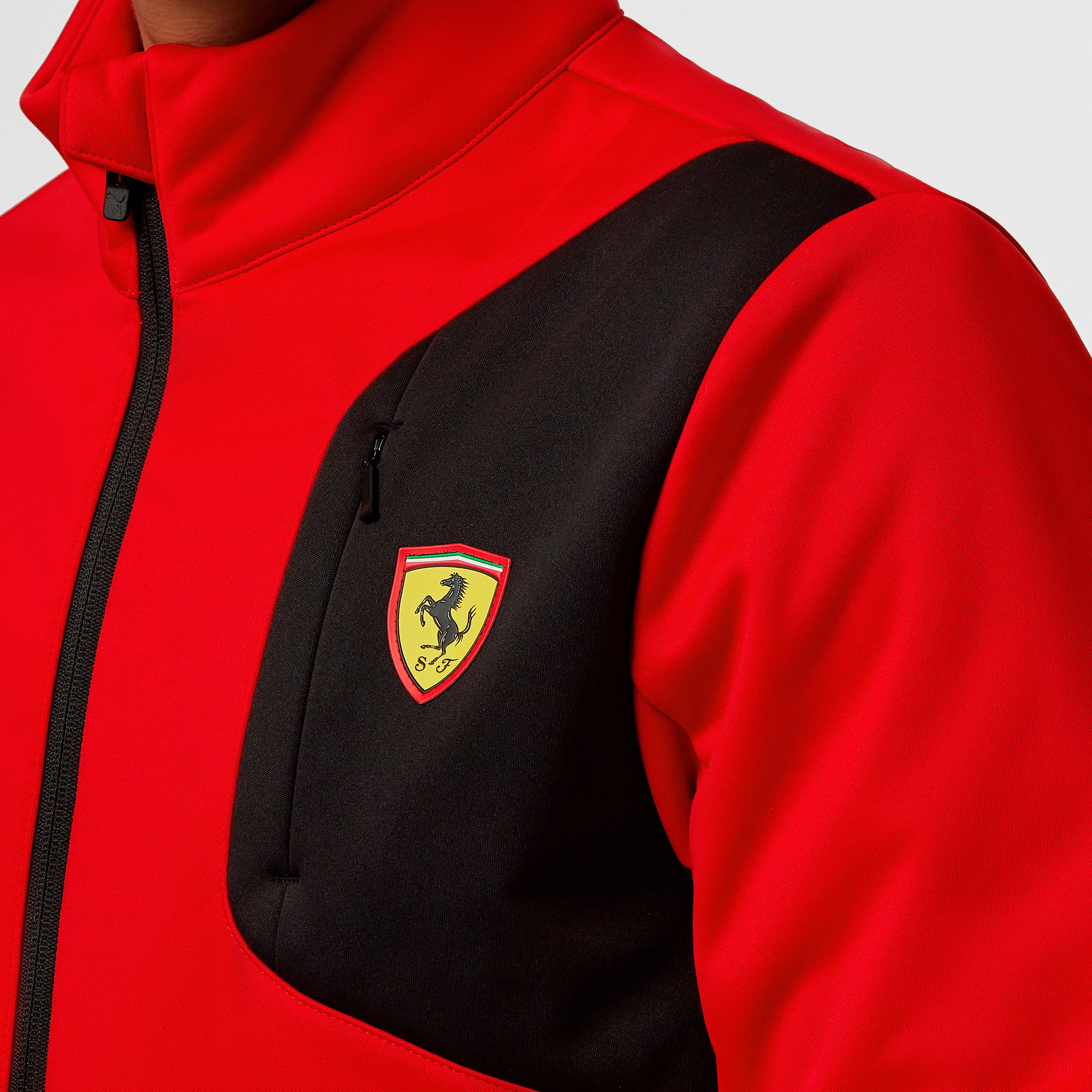 PUMA Scuderia Ferrari - Chaqueta Soft Shell | Diseño del equipo, cierre con cremallera, protección contra la lluvia, ideal para días de carrera