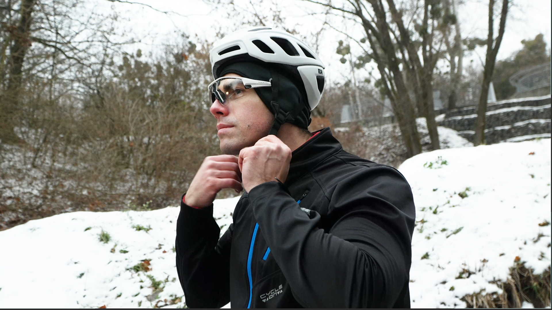 Amazon.com: MELASA Fleece Lined Winter Cycling Beanie with Holes